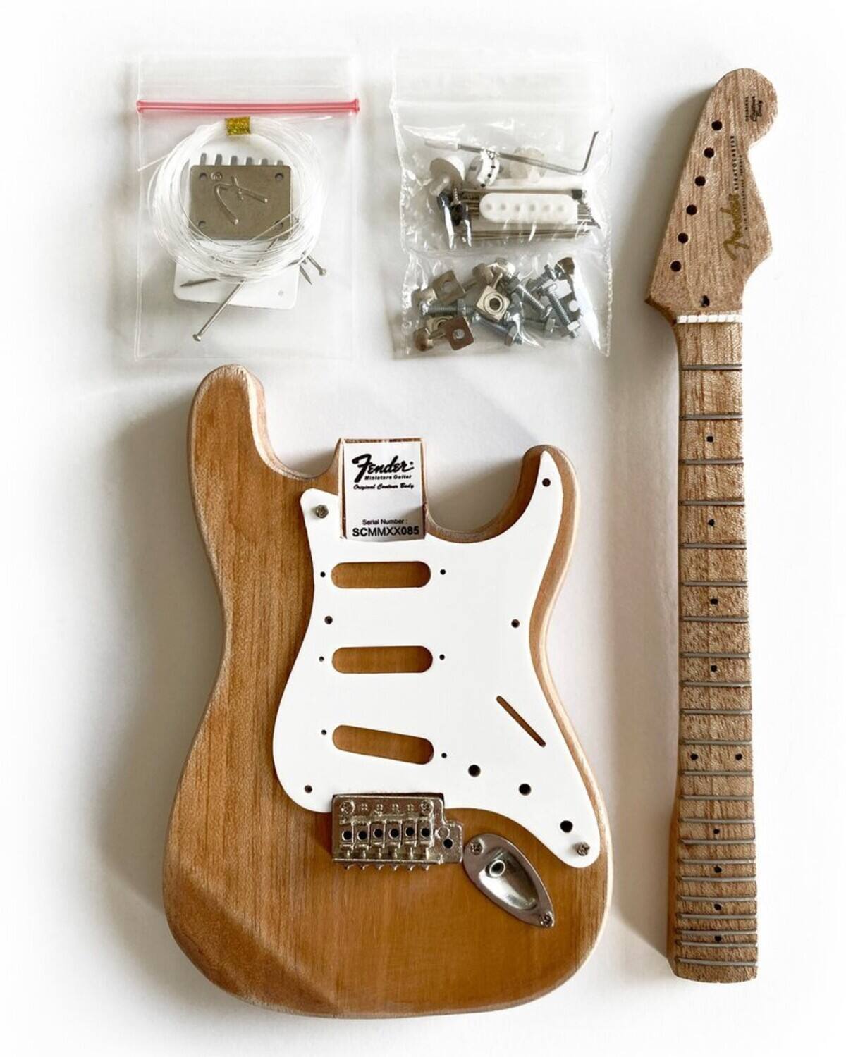 Axe Heaven - Fender Stratocaster Build Your Own Miniature Guitar Replica Collectible Model Kit - Collectibles - Multicolor