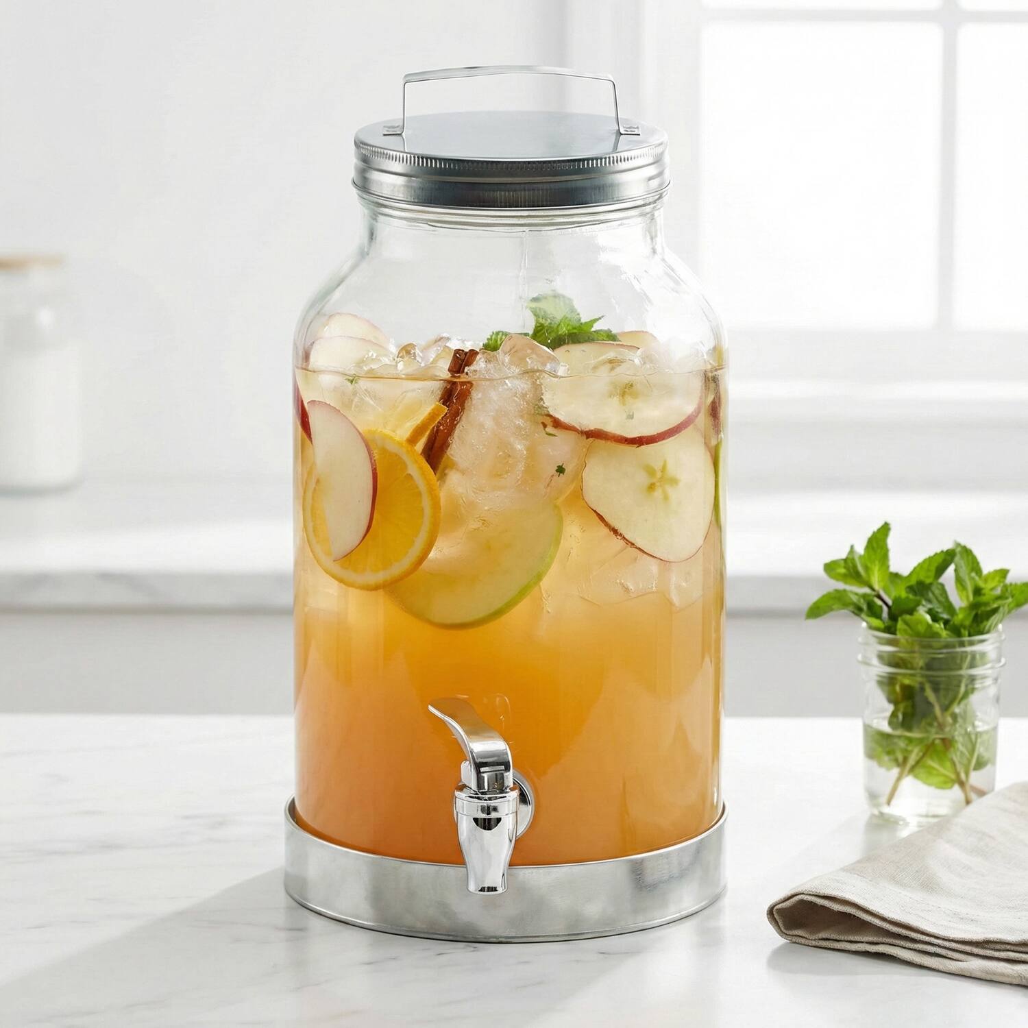 Left. Style Setter - Silver Creek 1.5 Gallon Glass Beverage Dispenser - Clear.