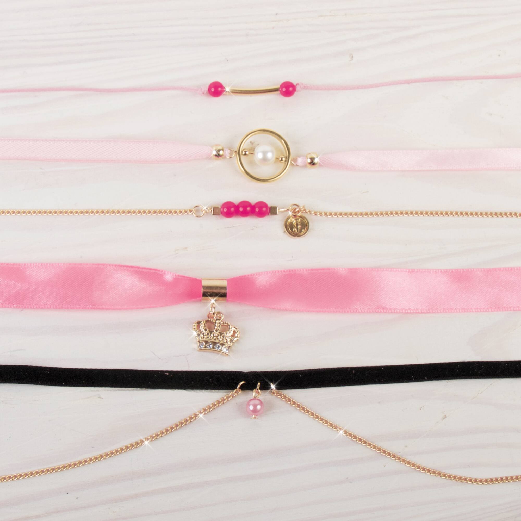 Back. Make It Real - Juicy Couture: Chokers & Charms Jewelry Kit, 102 Pieces.
