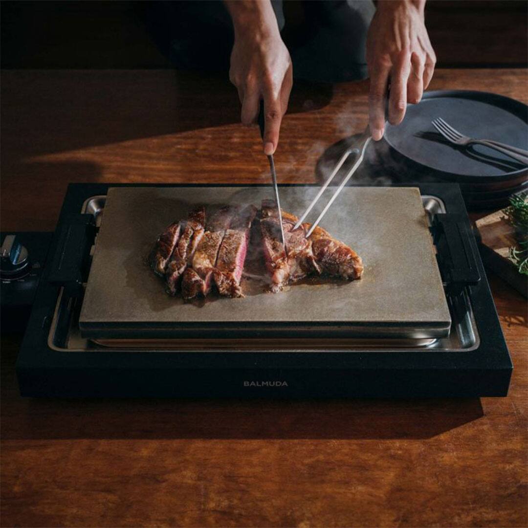 Alt View 1. Balmuda - BALMUDA The Teppanyaki Electric Griddle - Black.