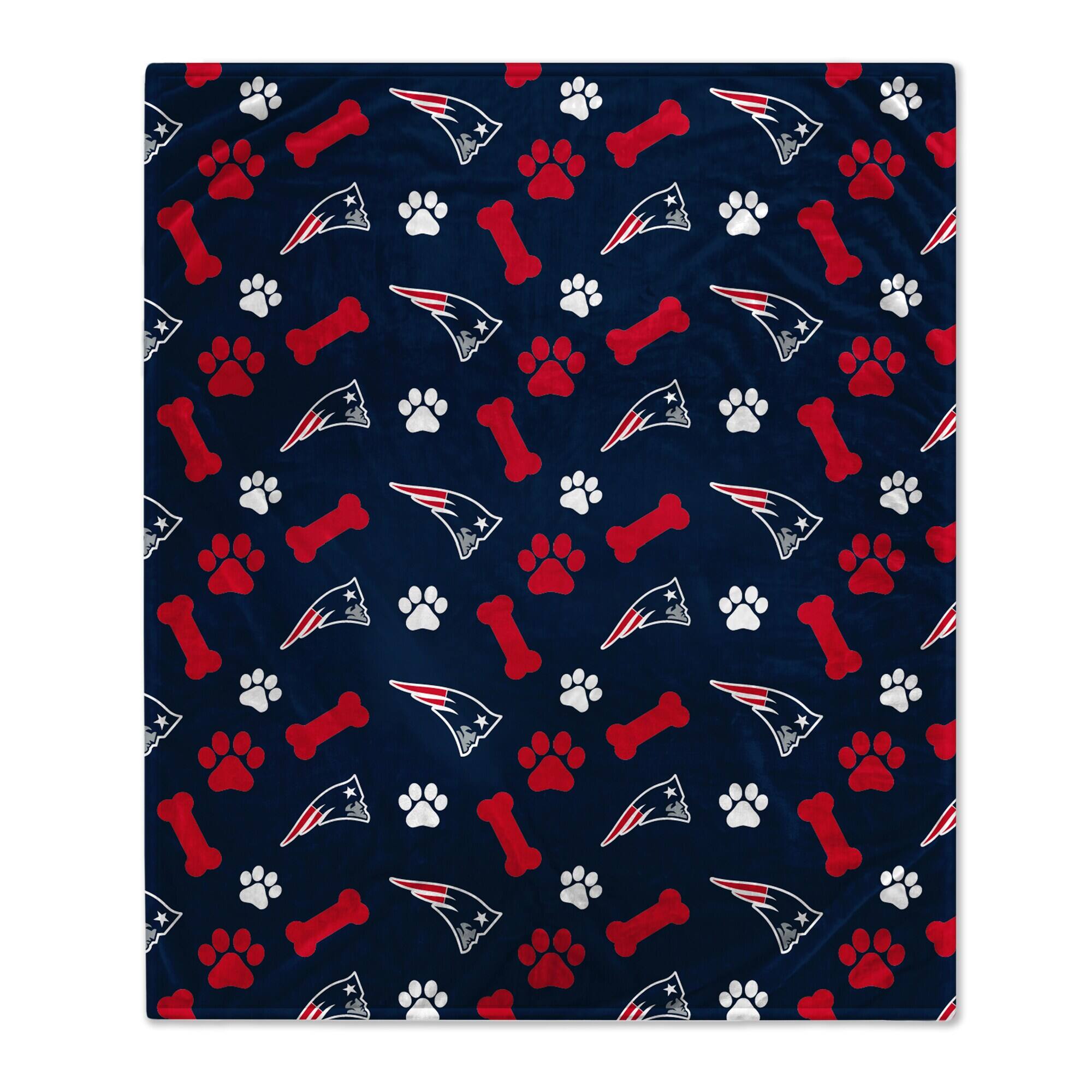 Front. Pegasus - 40" x 50" Lightweight Bones Flannel Fleece Pet Blanket - Navy.