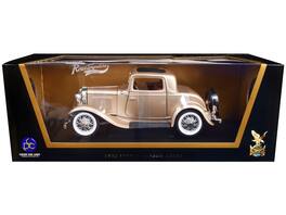 1932 Ford 3 Window Coupe 1/18 Diecast Model Car by Road Signature - Gold