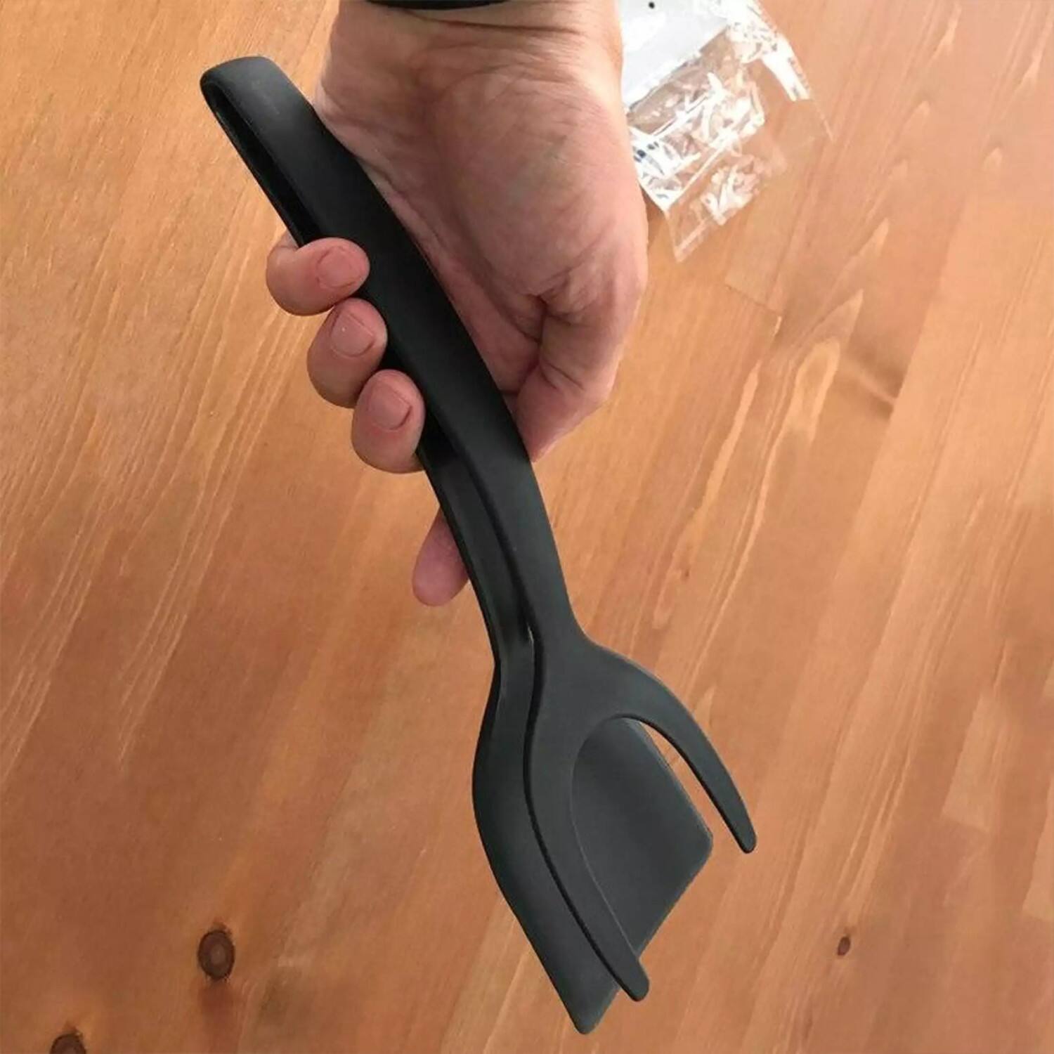 Left. Giantpower - 2 in 1 Grip and Flip Spatula Tongs Egg Flipper Tong - Black - Black.