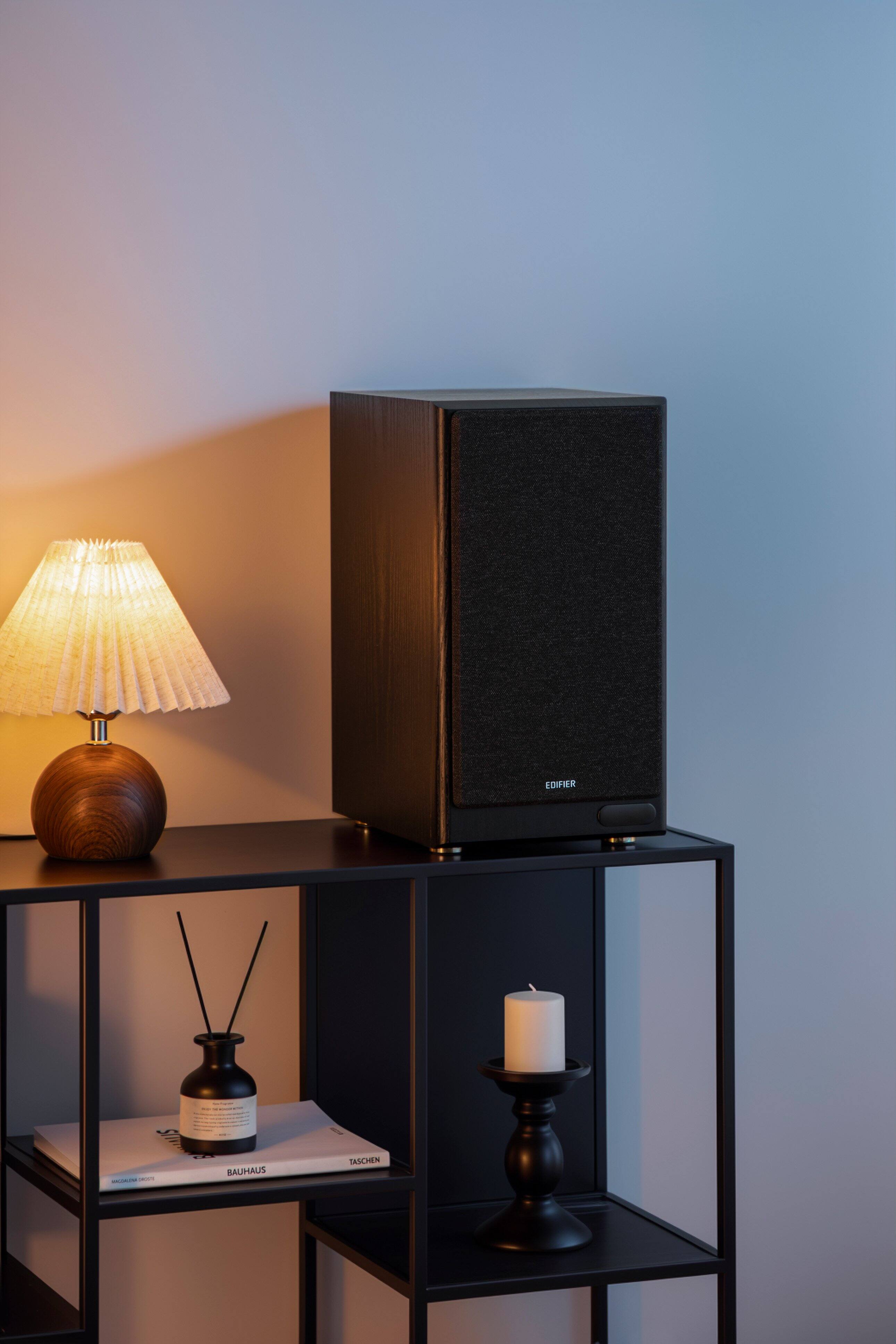 EDIFIER - | | - | I - | - - I BAUHAUS TASCHEN