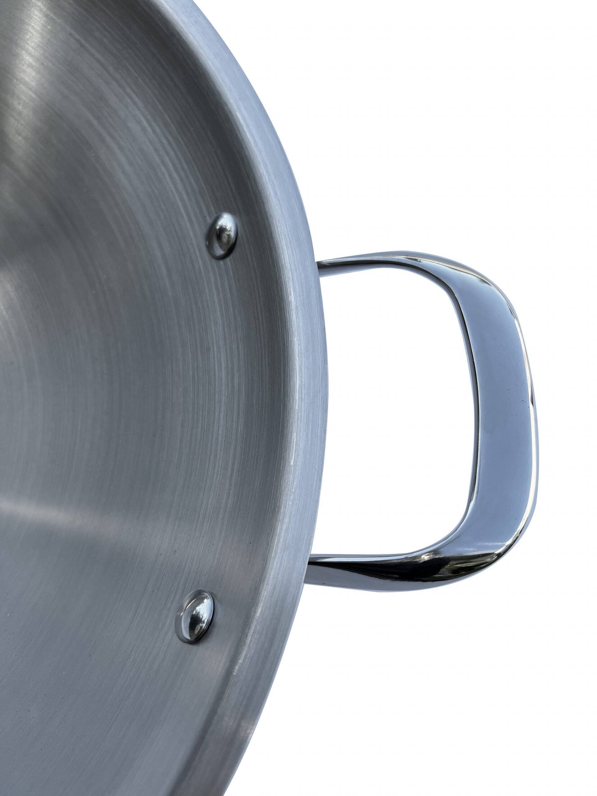 Alt View 2. SPT - 16.5″ Induction Ready Stainless Steel Wok with Lid - Stainless steel.