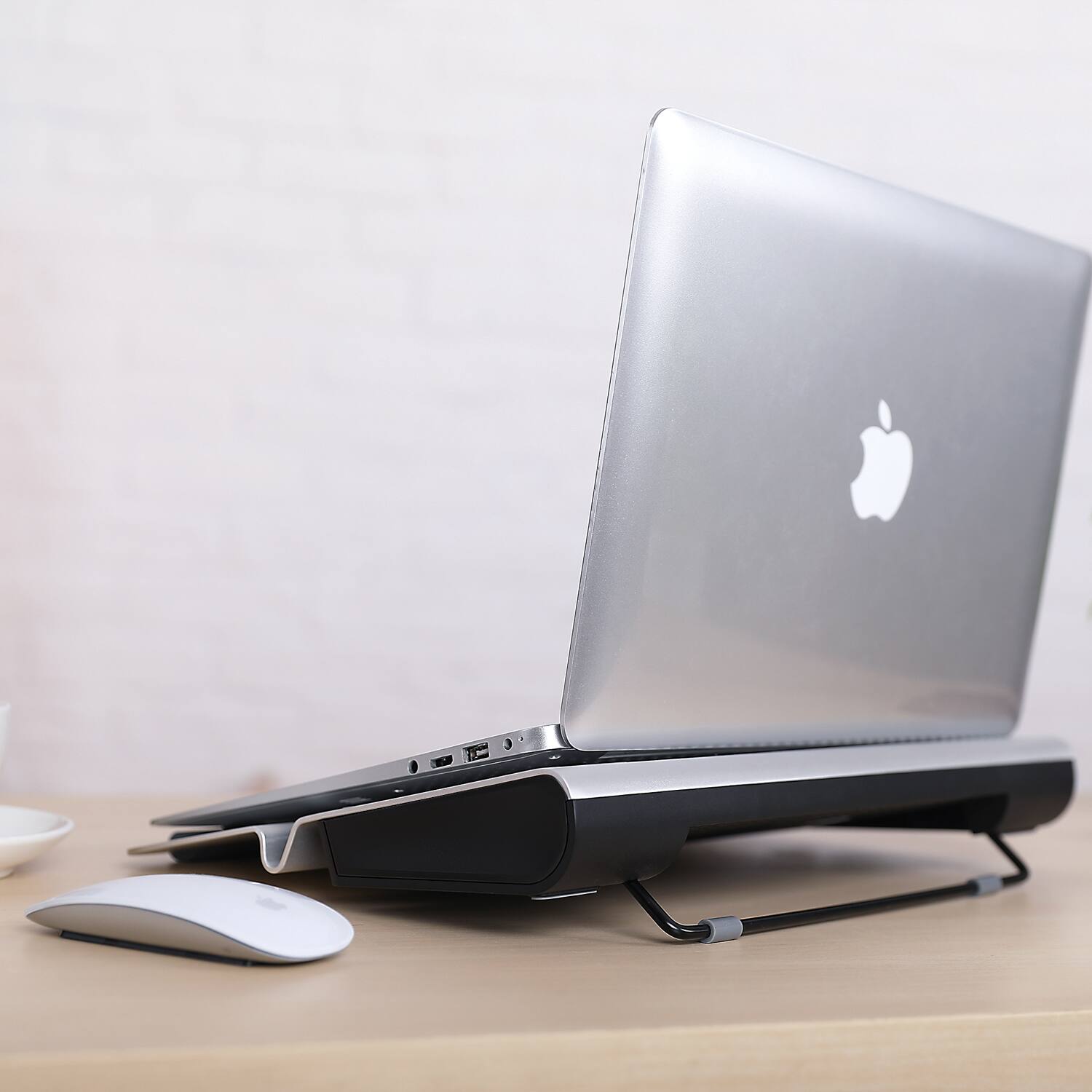 Alt View 1. OTM Essentials - OTM Essentials Aluminum Laptop Riser Stand - Silver.