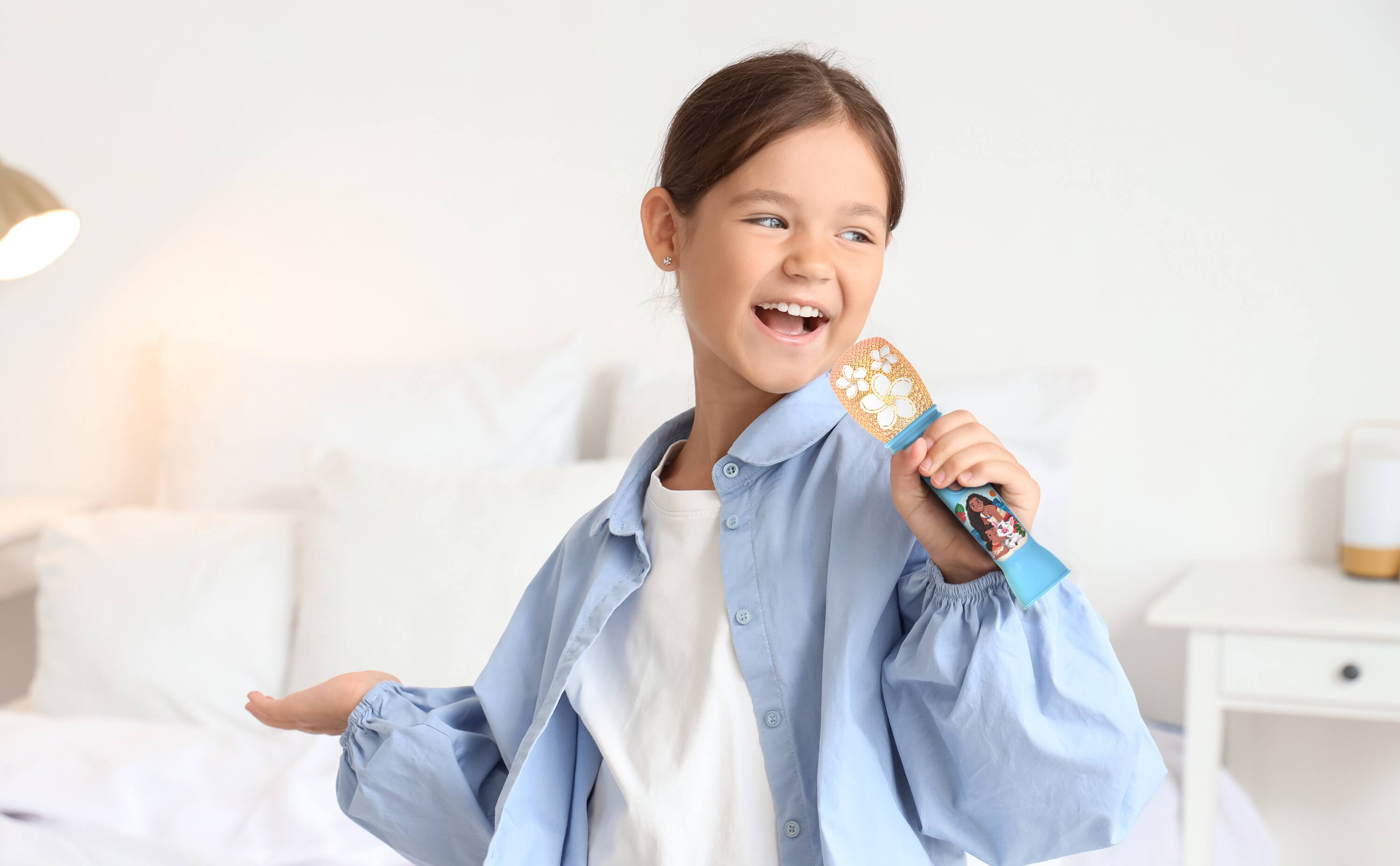Angle. eKids - eKids Disney Moana 2 Sing Along Karaoke Microphone for Kids.