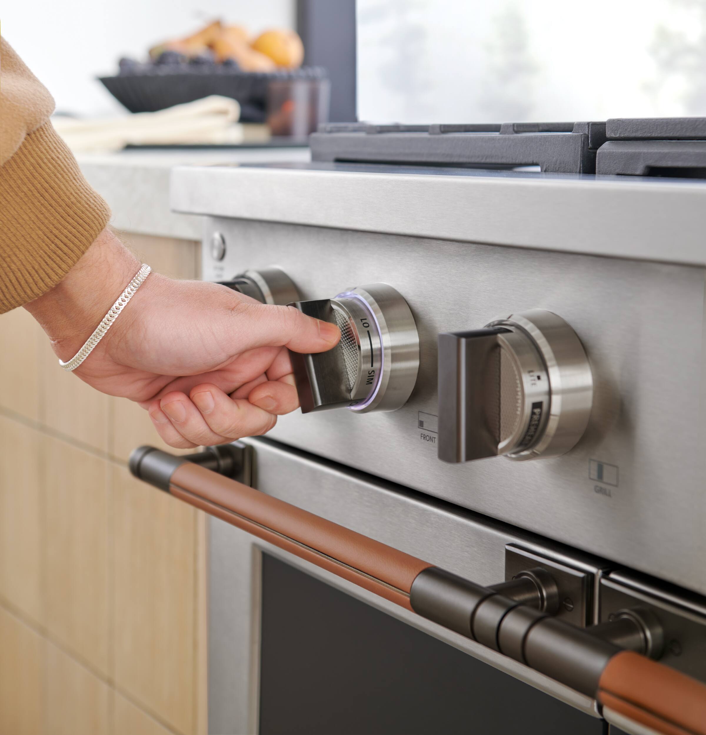 01 SIM PRONT PM GRILL