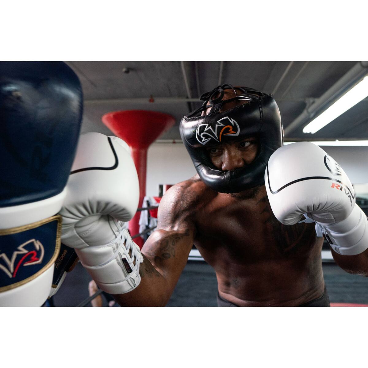 The text on the image reads:

"V RIVA RIV
V RIVA RIV"