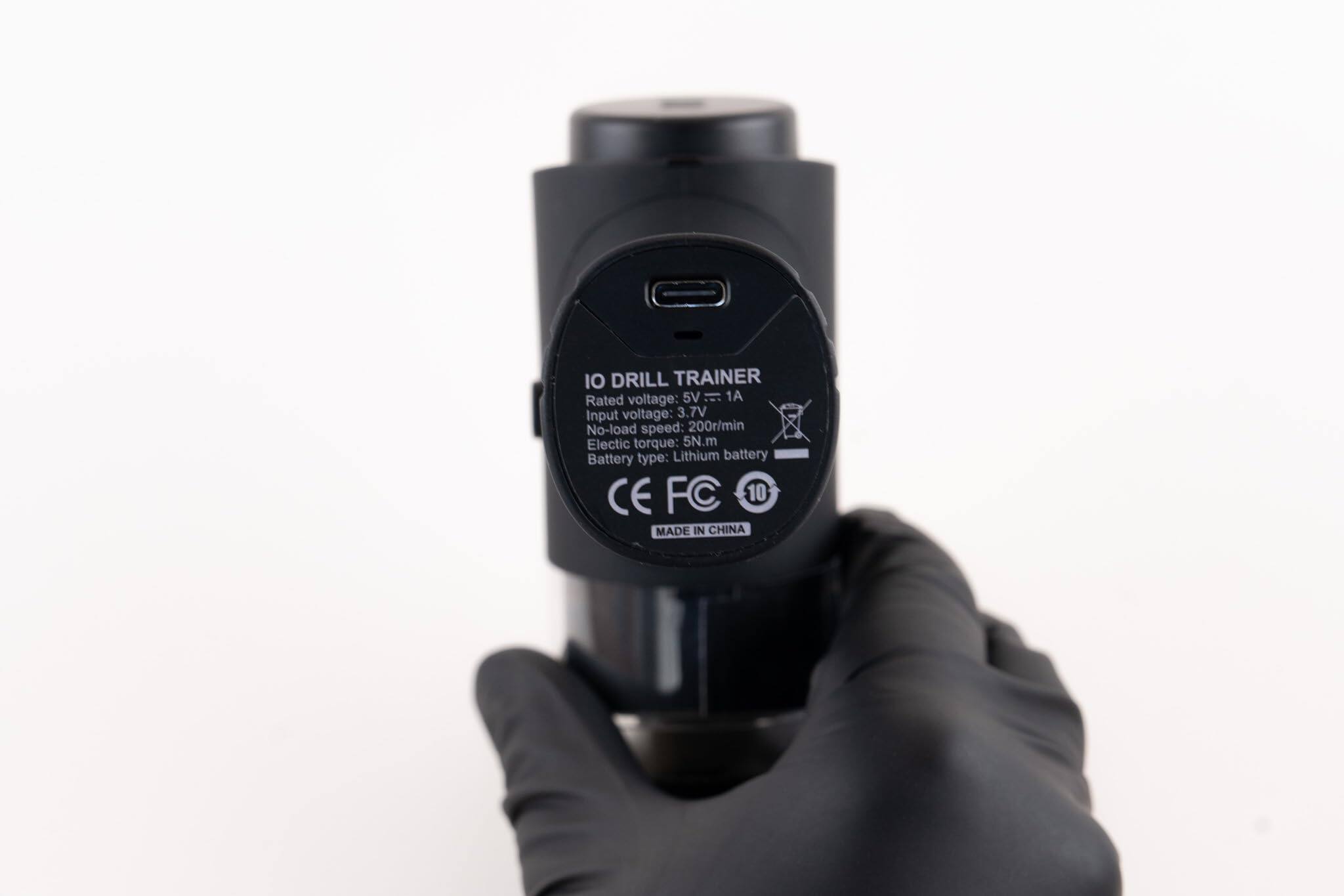 IO DRILL TRAINER  
Rated voltage: 5V - 1A  
Input voltage: 3.7V  
No-load speed: 200r/min  
Electric torque: 5N.m  
Battery type: Lithium battery  
CE FC 10  
MADE IN CHINA