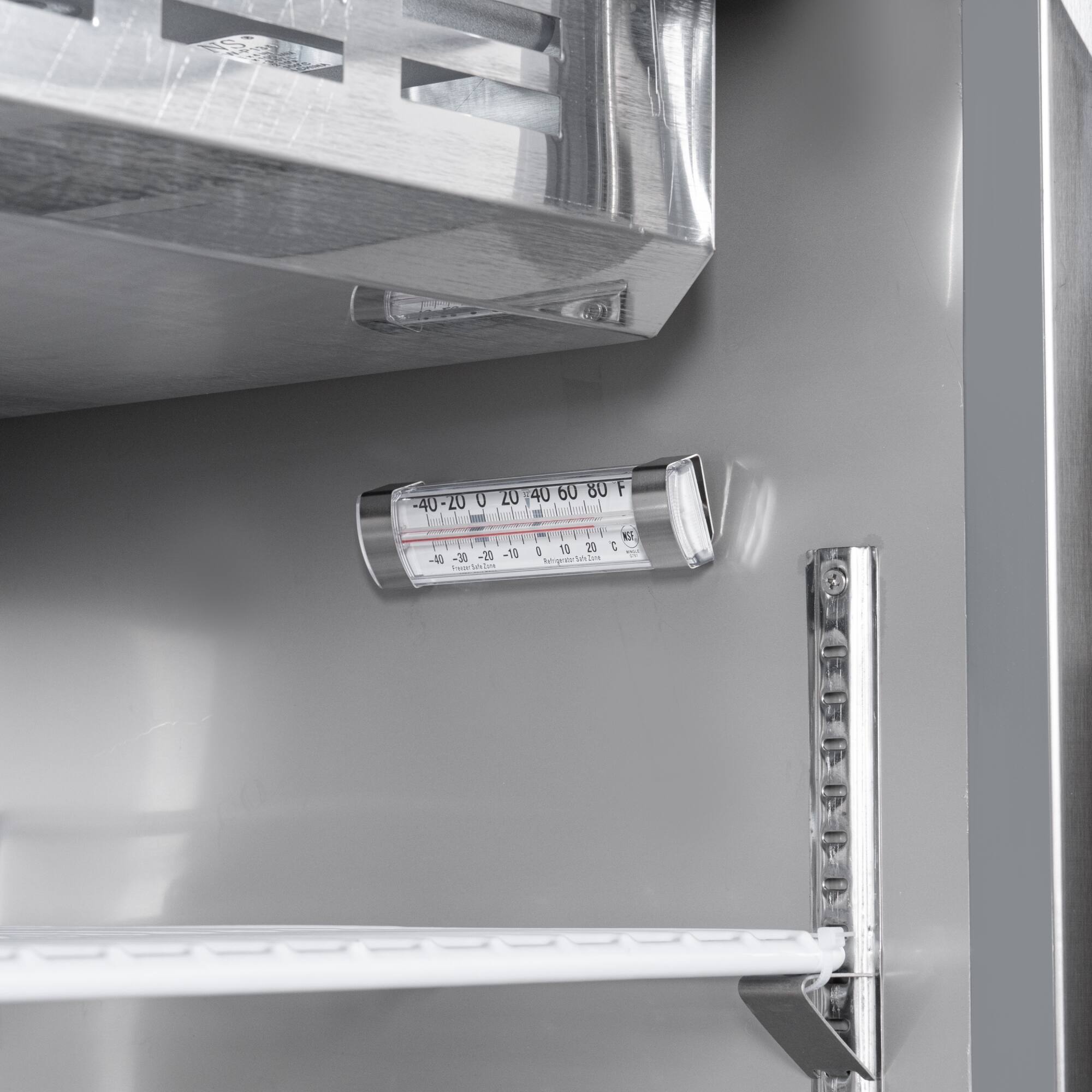 The text on the image reads:

-40-20 40 20 U we 40 60 80 F OZ - -30 -20 -11 -50 Fwer S : 10 20 Regras a veN scie 2 1 -

The corrected text is:

-40-20 40 20 U we 40 60 80 F OZ - -30 -20 -11 -50 Fwer S : 10 20 Regras a veN scie 2 1 -