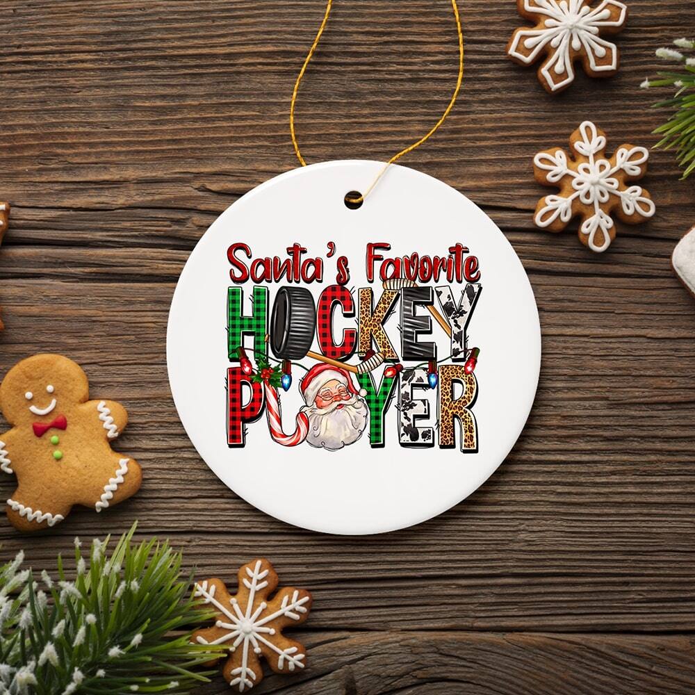 Santa's Favorite  
HOCKEY  
PLAYER
