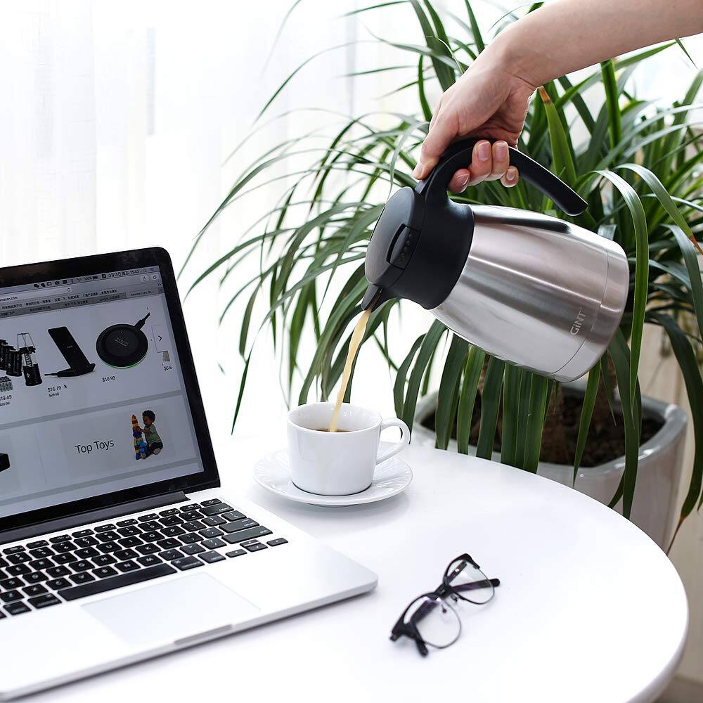 Sure, here is the corrected and grouped text:

- W
- SNTE L
- MN
- F4S
- D
- Top Toys
- L
- a
- 1
- &

(Note: The text appears to be a mix of letters and symbols, possibly from a distorted image or a code. The grouping is based on the visual separation in the image.)