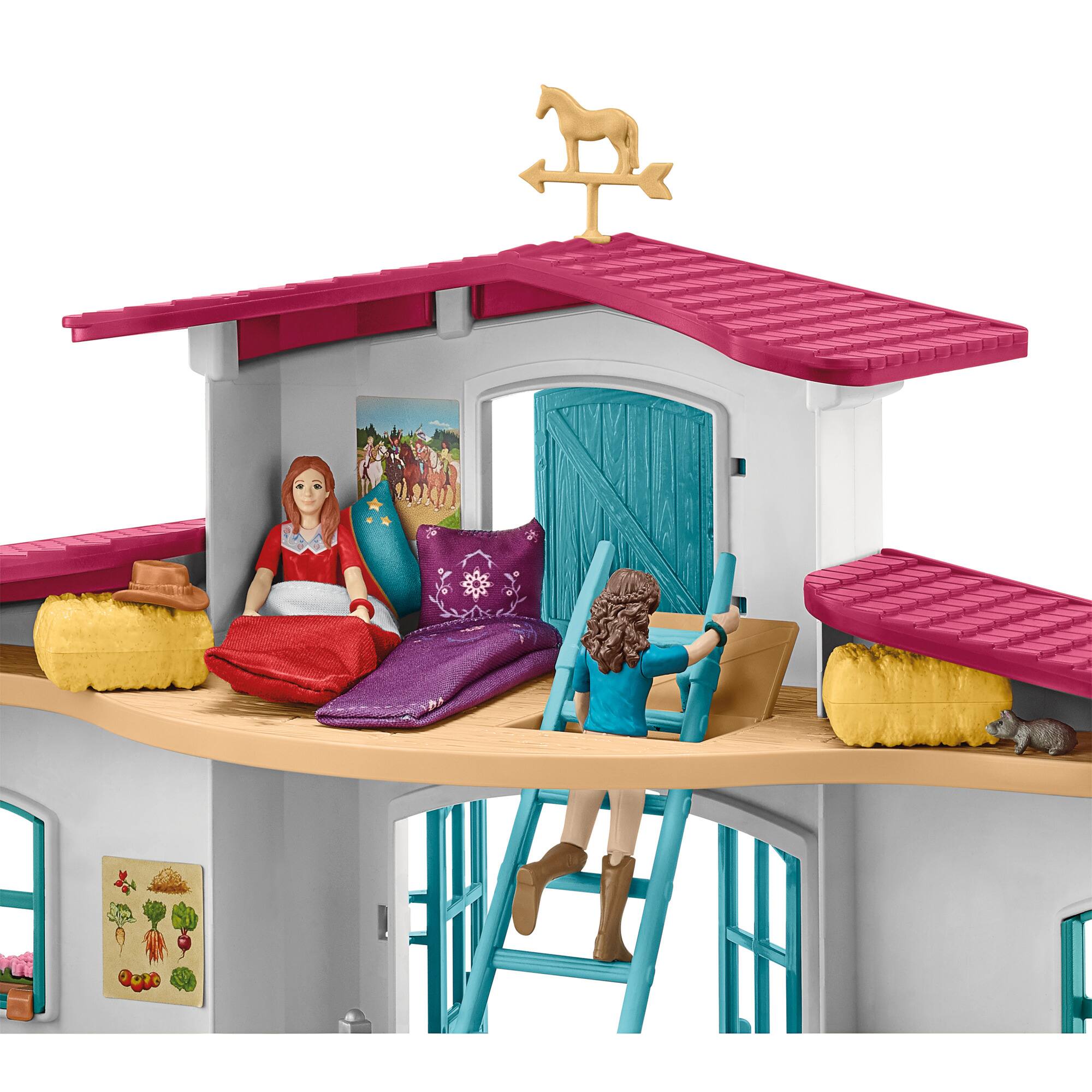 Alt View 4. Schleich - Horse Club: Lakeside Riding Center.