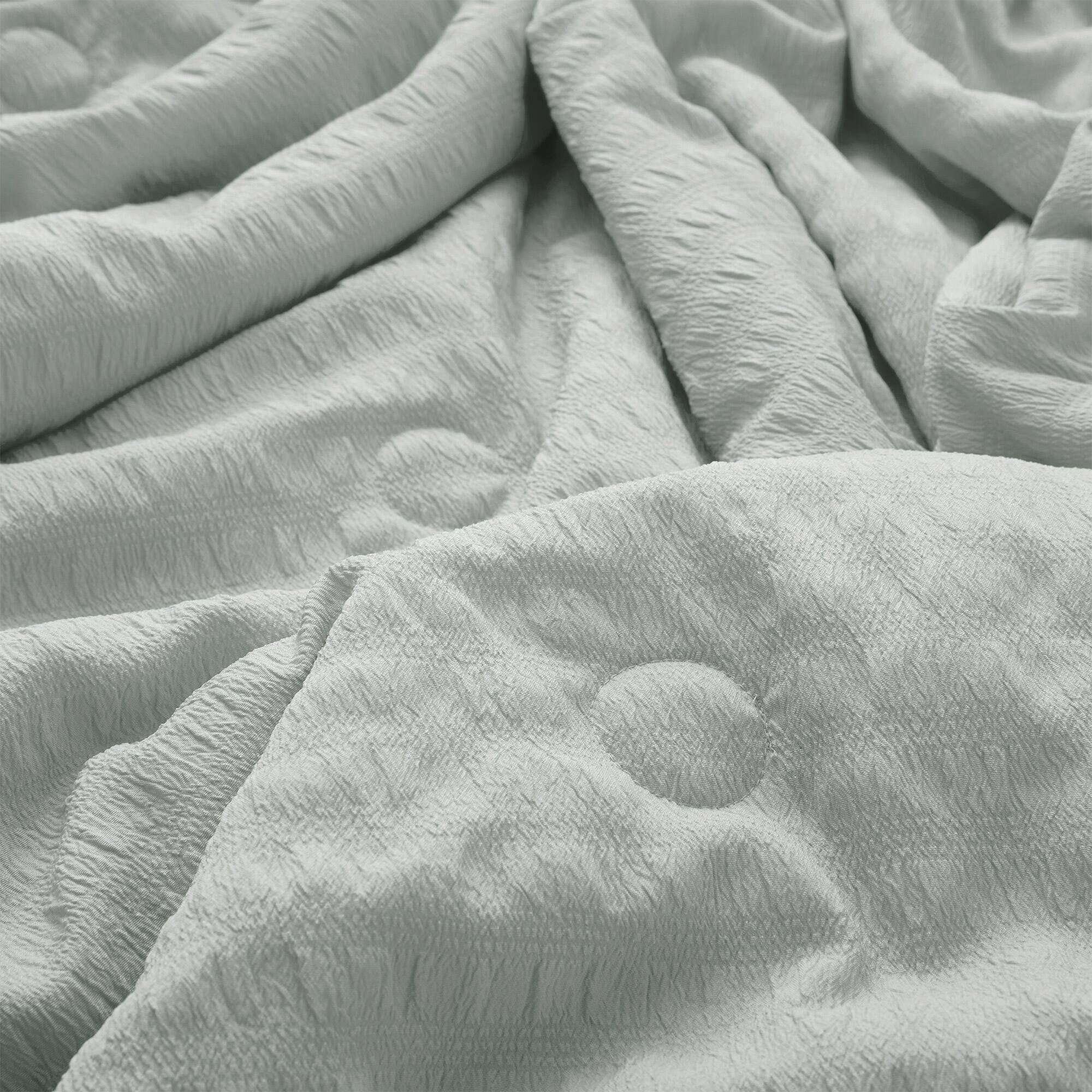 Alt View 2. Peace Nest - Peace Nest Cooling Seersucker Bed Blanket, Lightweight Comforter for Hot Sleepers, Light Gray, Full/Queen - Light Gray.