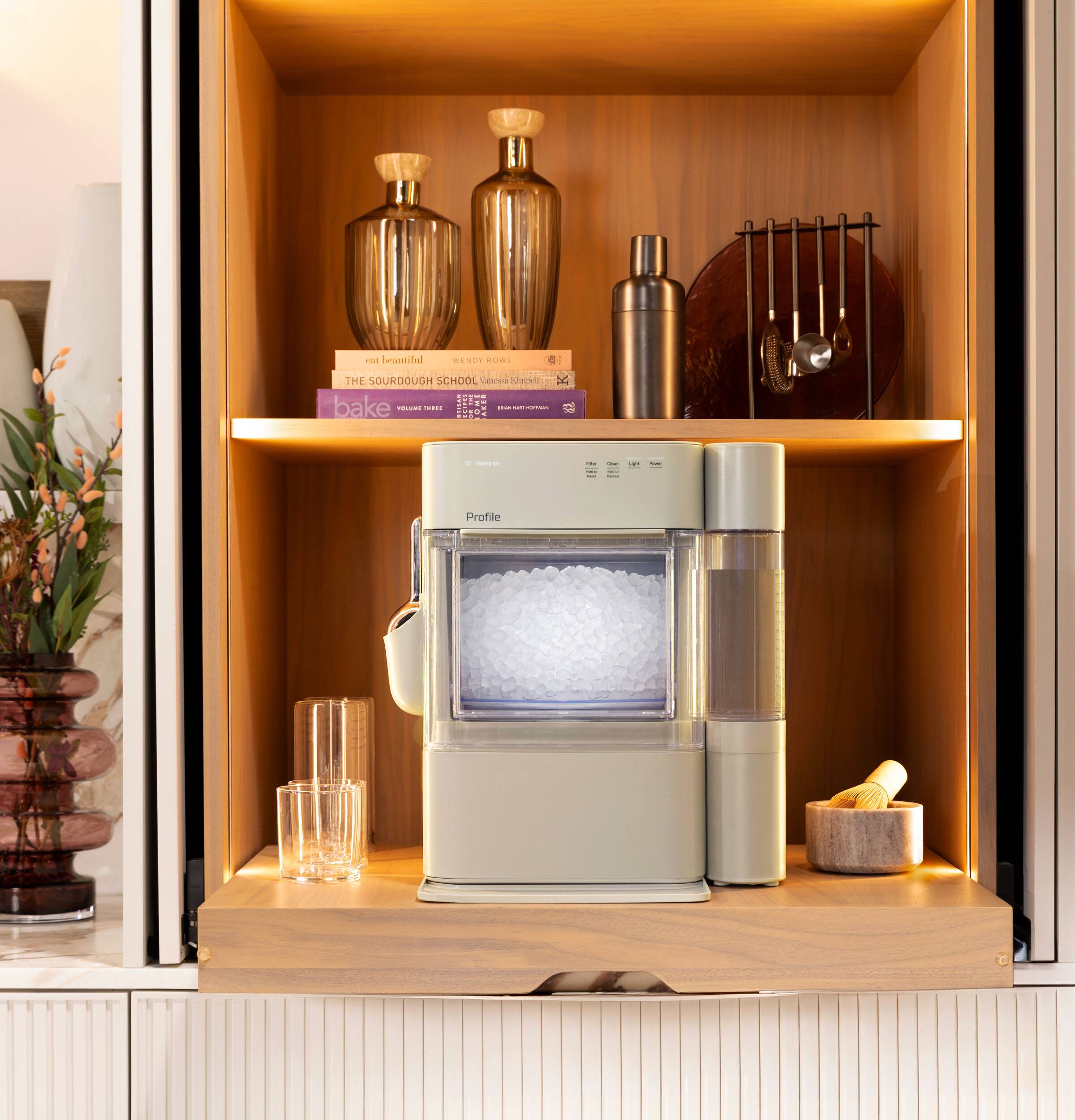 - WENDY ROE  
  THE SOURDOUGH SCHOOL  
  Volume Three  
  eat beautiful  
  bake  

- Profile