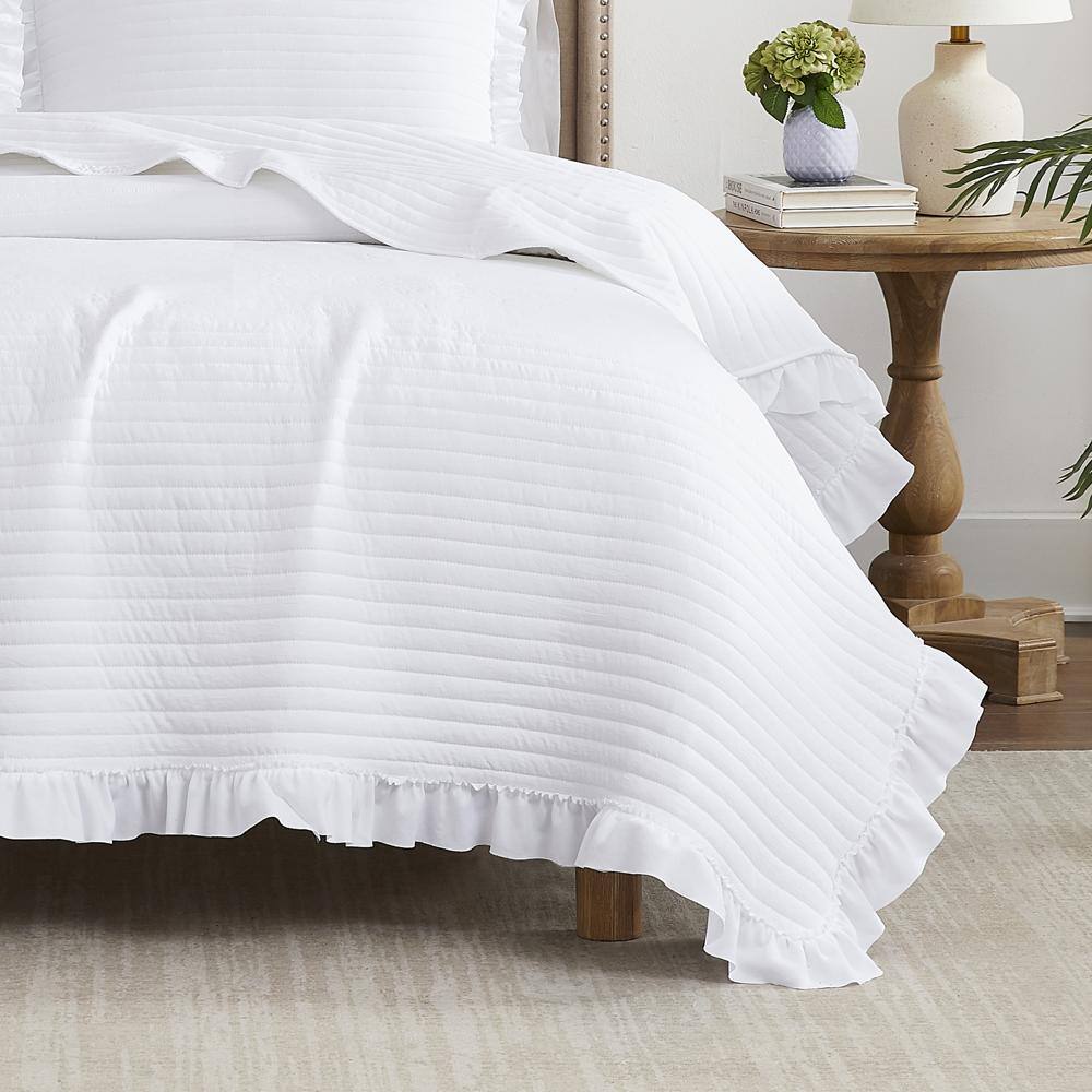 Alt View 2. RT Designers Collection - RT Designers Collection Carla 3 Pieces Washed Stitched Lightweight Quilts Set Queen Size For Bedding White - White.