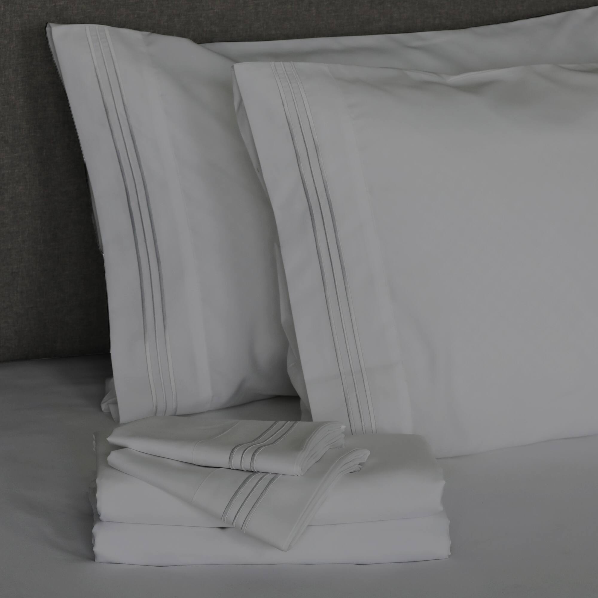 Alt View 4. Furinno - Angeland Vienne 4-Piece Microfiber Bed Sheet Set, California King - Grey.