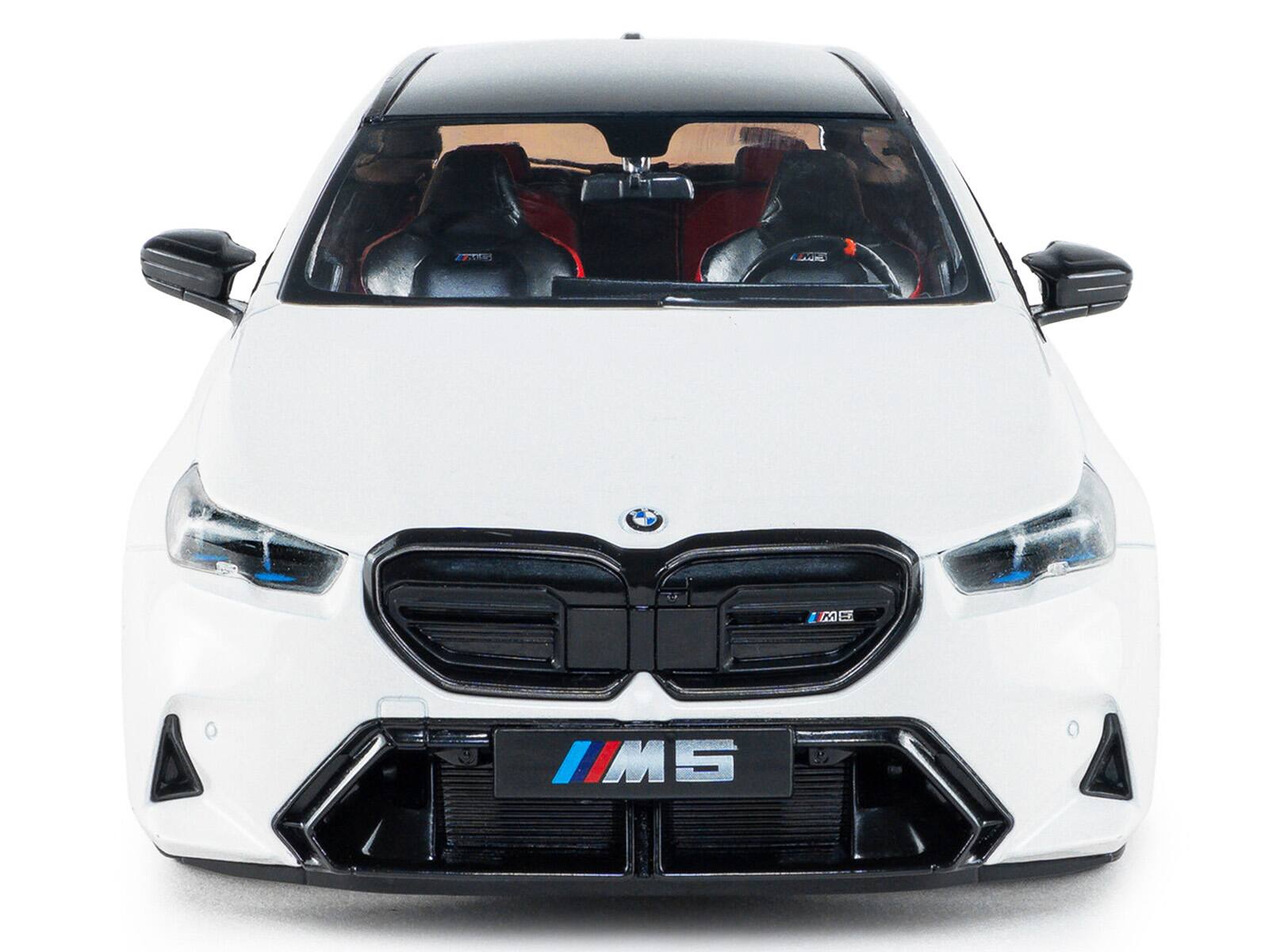 Alt View 5. Solido - 2025 BMW M5 Touring Alpine White with Black Top 1/18 Diecast Model Car by Solido.