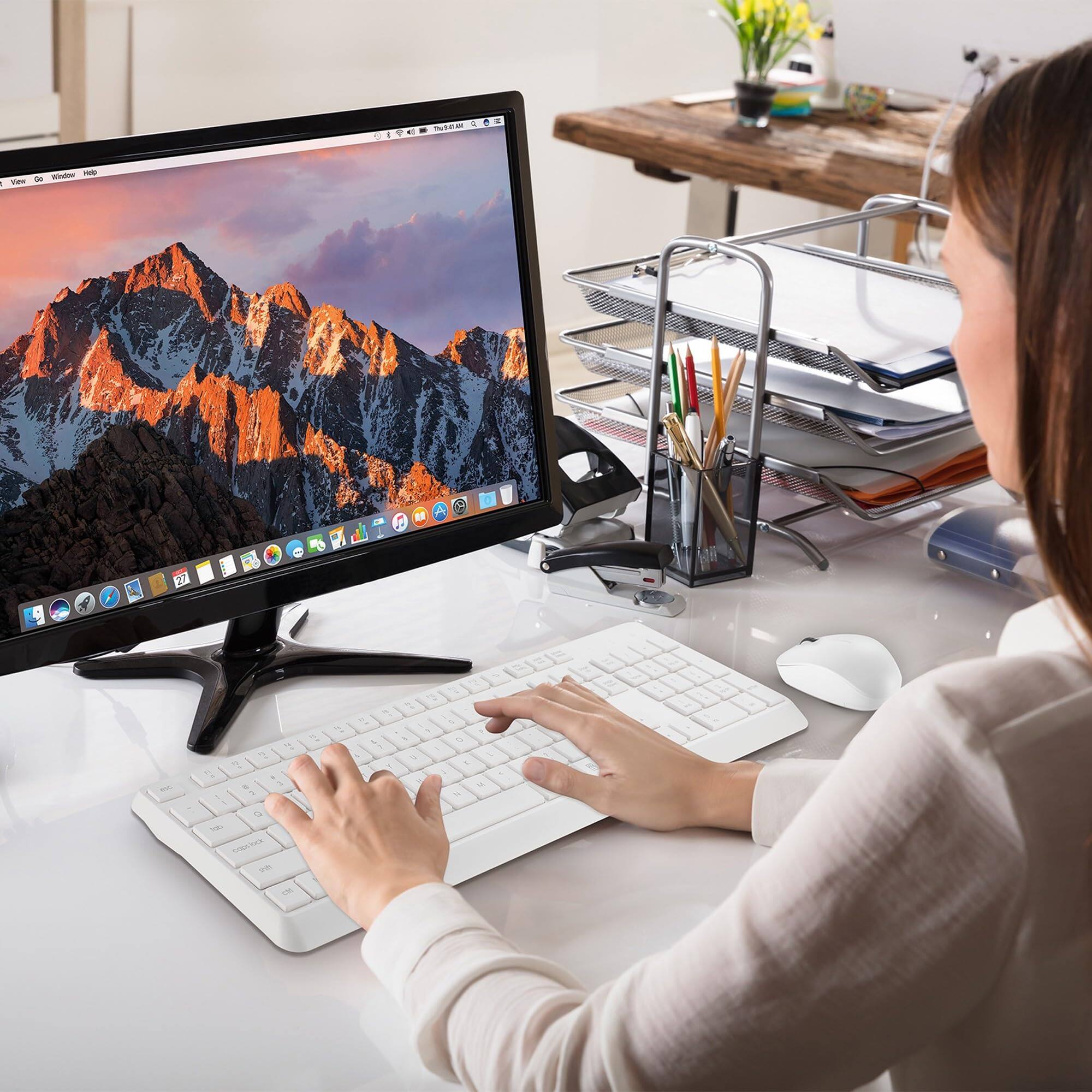 The text appears to be a mix of characters and numbers, possibly from a digital source. Here is the corrected and grouped version:

```
a nER CI - -aie Viu - J 27 E O : 2 2 2 : . . 1 - 1 e - : 7 - . . . . d - - . . a & d a
```

This doesn't form coherent words or phrases, so it might be a code or a mix of unrelated characters. If you have more context or a specific format in mind, please provide it!