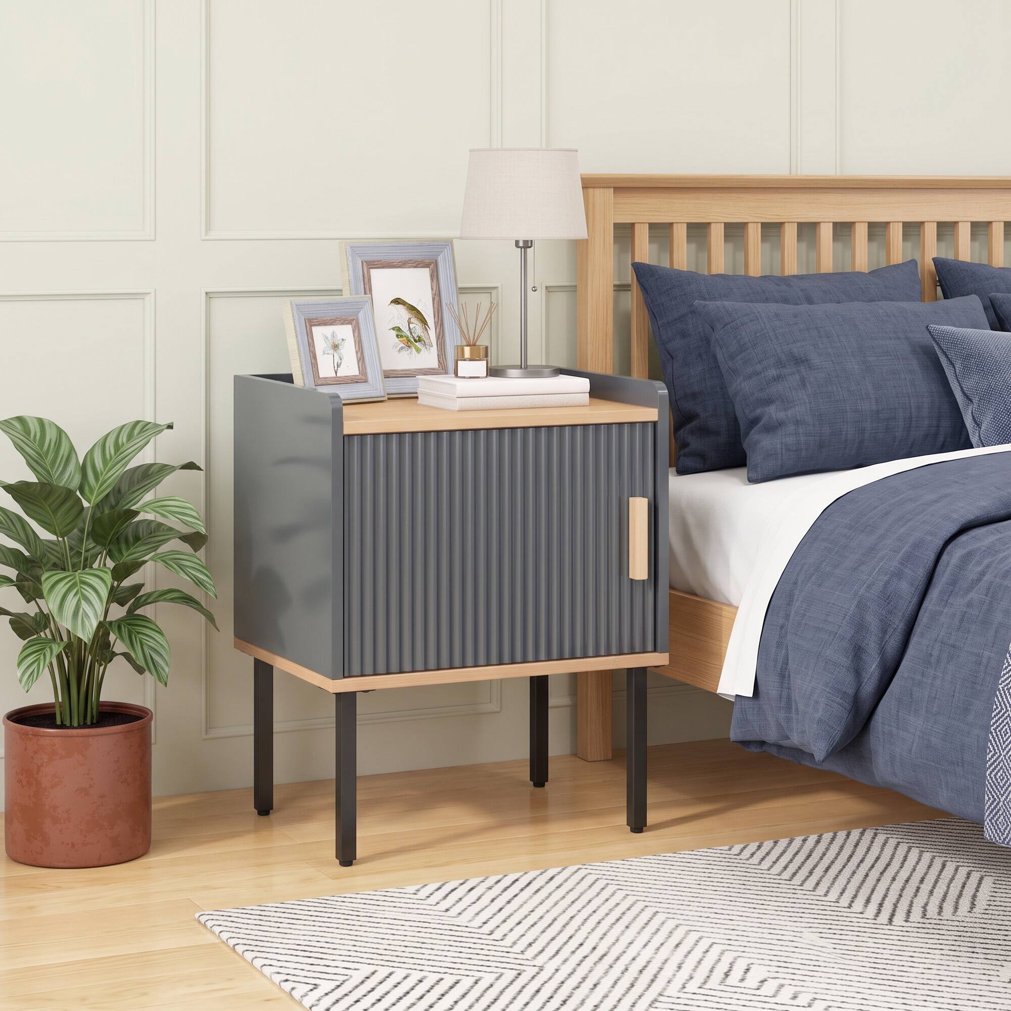 WELLFOR - Nightstand Bedside End Table with Door Cabinet for Bedroom & Living Room - Gray