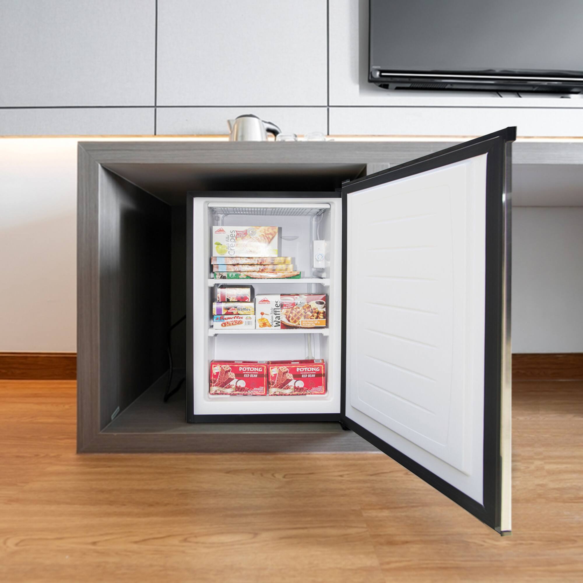 a : Crepes  
C - asde L Waffle PAR  
POTONG a - POTONG  
N - I