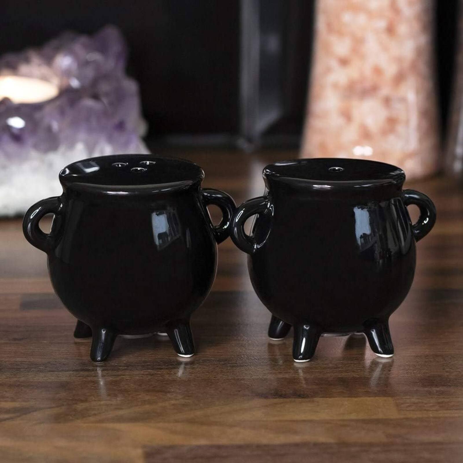 Angle. Pacific Trading - Pacific Giftware Witches Brew Black Ceramic Cauldron Salt and Pepper Set - Black.