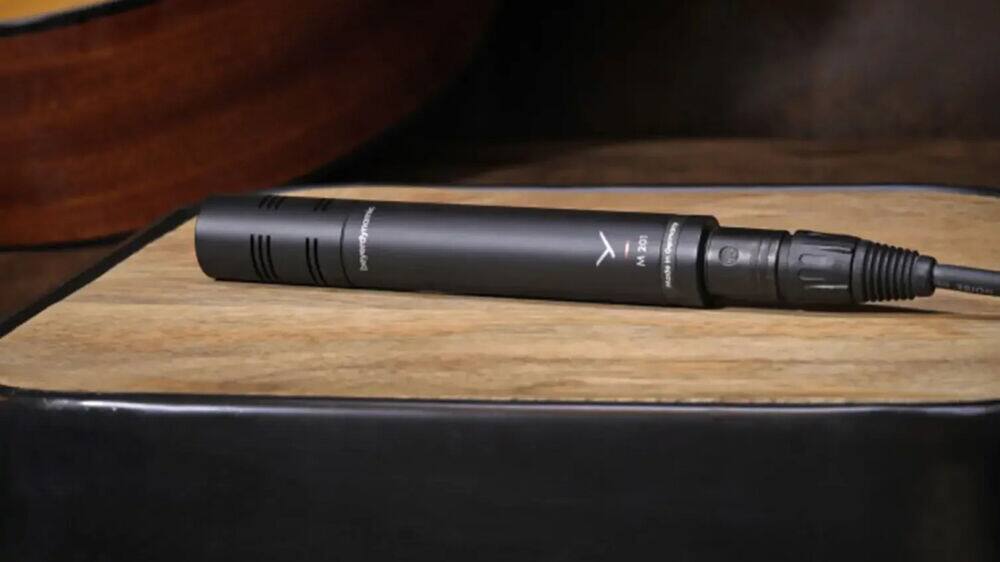 Alt View 6. Beyerdynamic - Beyerdynamic M 201 Dynamic Hypercardioid Microphone Podcast Studio Mic (Bundle).