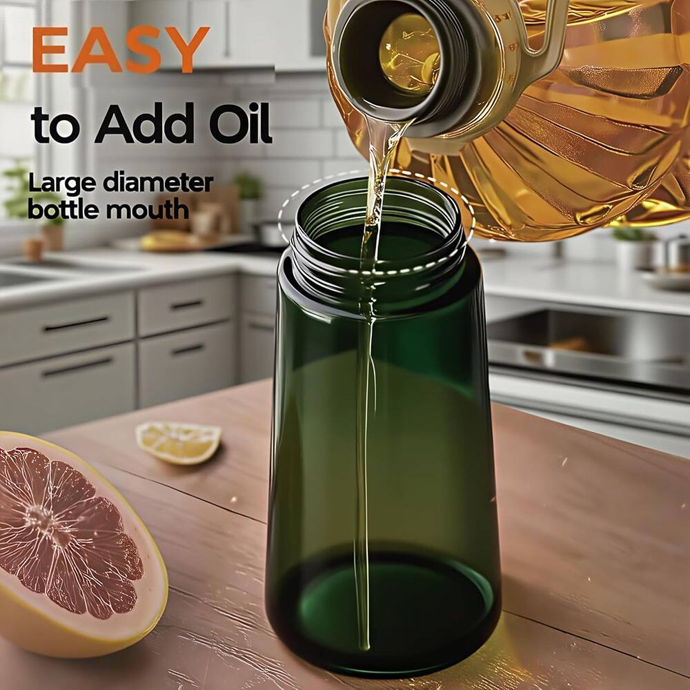 EASY to Add Oil  
Large diameter bottle mouth
