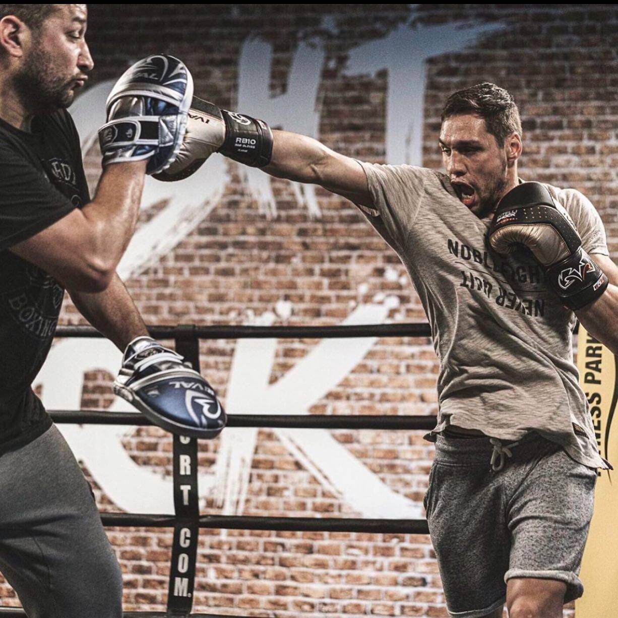 BAL a WAI 0 ROIO HDJ BOX SIVAL RT COM WY NOBLLOCHY NOBL 7 GH E NEVER PAR SS

Corrected text:
BAL a WAI 0 ROIO HDJ BOX SIVAL RT COM WY NOBLOCHY NOBL 7 GH E NEVER PAR SS