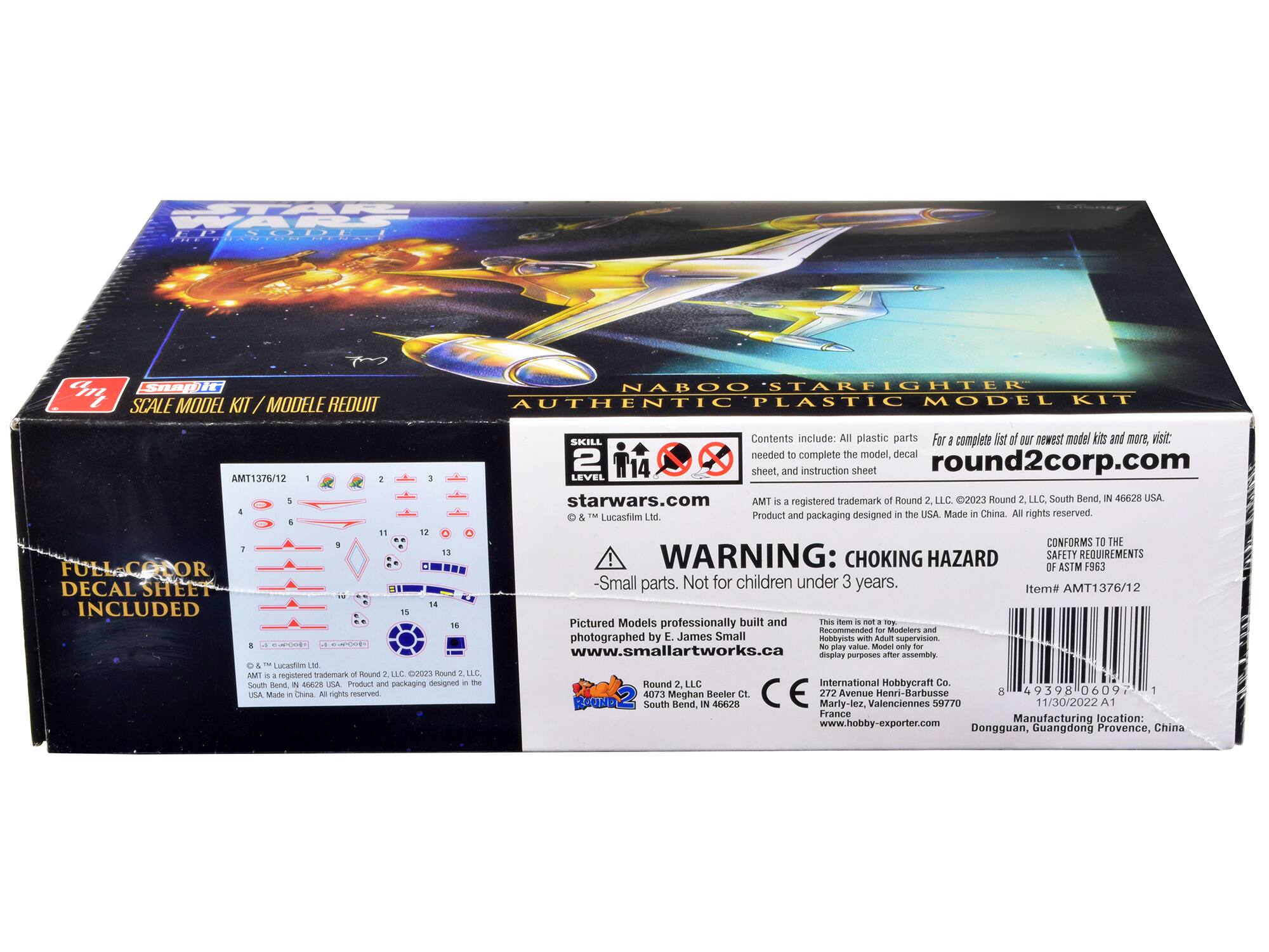**STAR WARS EPISODE I**

**NABOO STARFIGHTER AUTHENTIC PLASTIC MODEL KIT**

**SCALE MODEL KIT / MODÈLE RÉDUIT**

**AMT137/12**

**FULL COLOR DECAL SHEET INCLUDED**

**Contents include: All plastic parts needed to complete the model, decal sheet, and instruction sheet**

**For a complete list of our newest model kits and more, visit: round2corp.com**

**starwars.com**

**AMT is a registered trademark of Round 2, LLC. © 2023 Round 2, LLC. South Bend, IN 46628 USA. Product and packaging designed in the USA. Made in China. All rights reserved.**

**WARNING: CHOKING HAZARD - Small parts. Not for children under 3 years.**

**CONFORMS TO THE SAFETY REQUIREMENTS OF ASTM F963**

**Item# AMT137/12**

**Pictured Models professionally built and photographed by E. James Small www.smallartworks.ca**

**This item is not a toy. Recommended for Modelers and Hobbyists only. No play value. Model only for display purposes