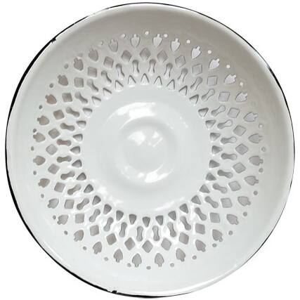 Front. BreeBe - Enamelware Bread Plate - White.