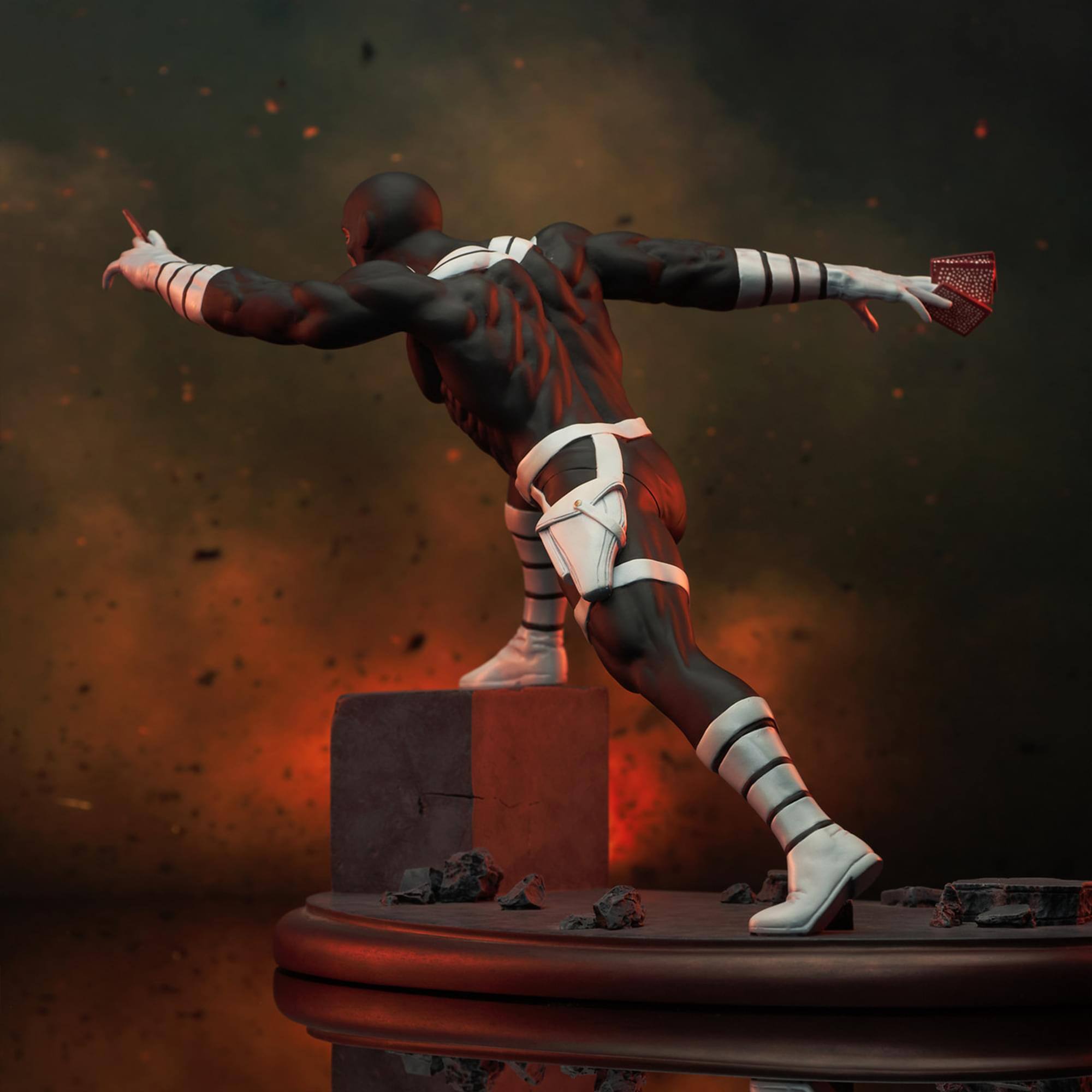 Alt View 2. Marvel - Marvel Premier Collection Bullseye 9 Inch Resin Statue - Black.