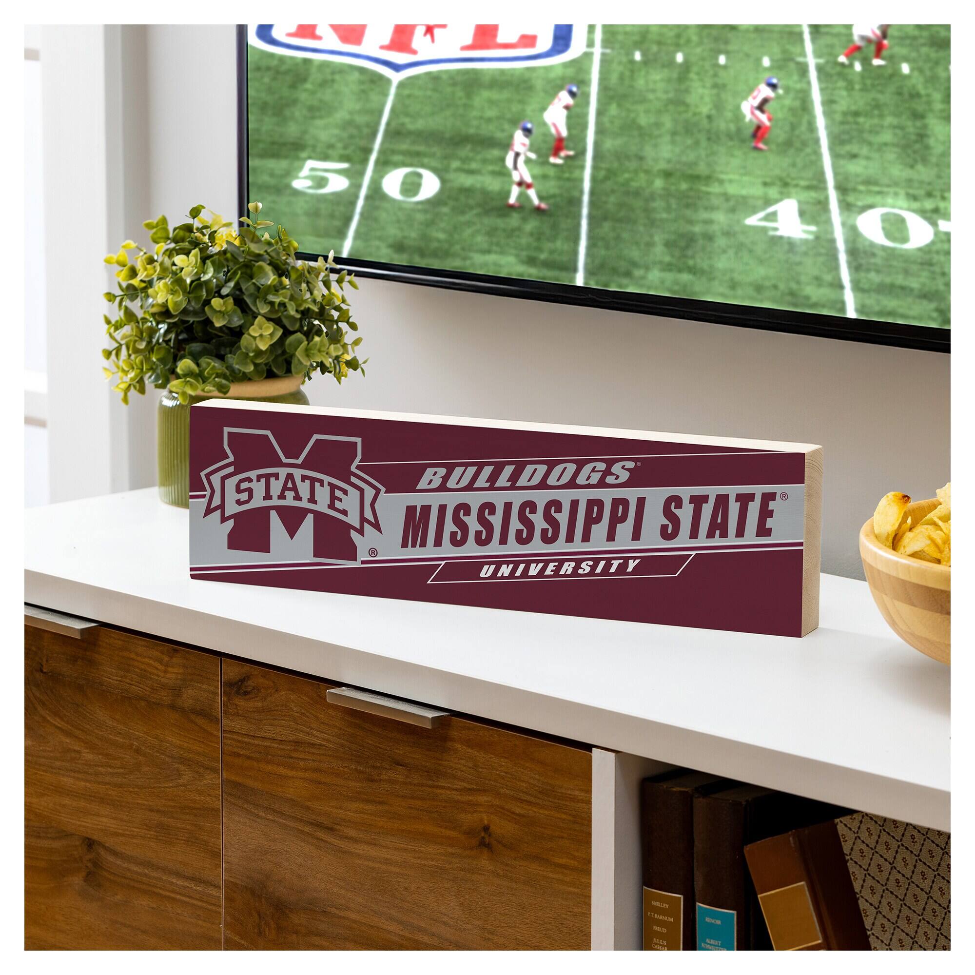 BULLDOGS  
MISSISSIPPI STATE  
UNIVERSITY