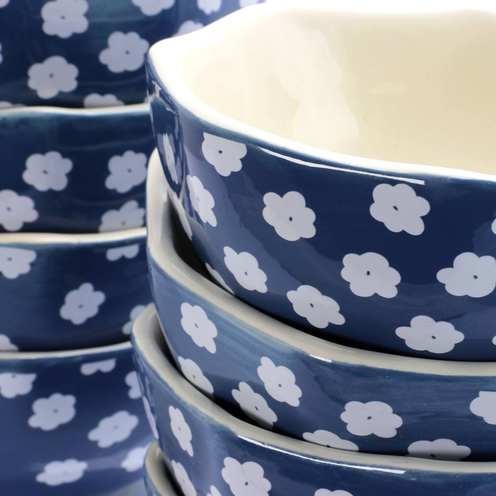 Left. Urban Market - Life On The Farm 8 Piece 4.75 Inch Octagon Shaped Durastone Fruit Bowls in Blue/White - Blue and White.