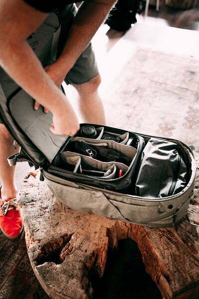 Peak Design Travel Backpack 45L セージ Travel Backpack 45L | Peak Design Official Site