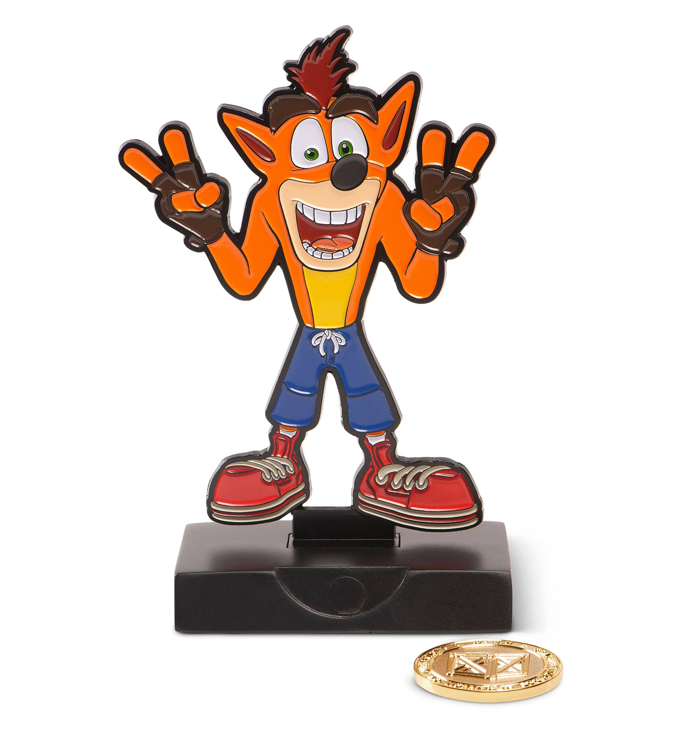 Angle. PowerA - PowerA Heavy Metal Crash Bandicoot Statue - Crash Bandicoot.
