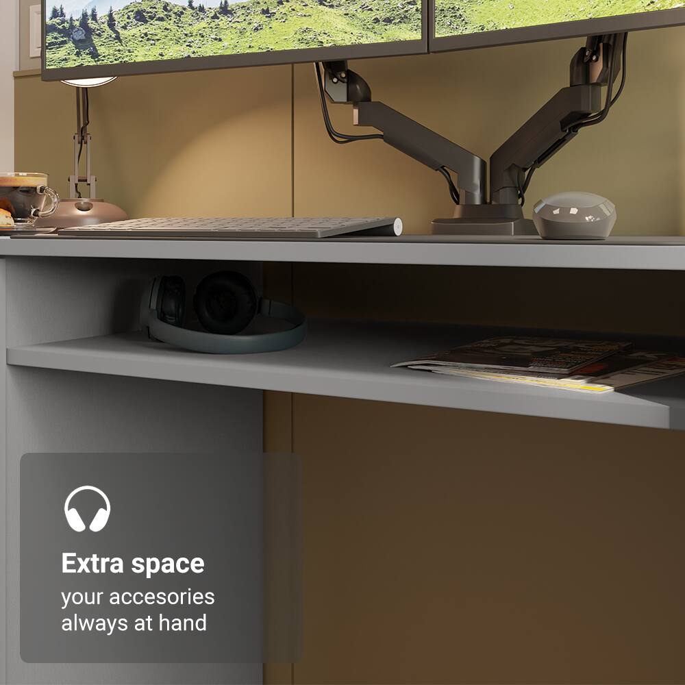 Extra space  
your accessories always at hand