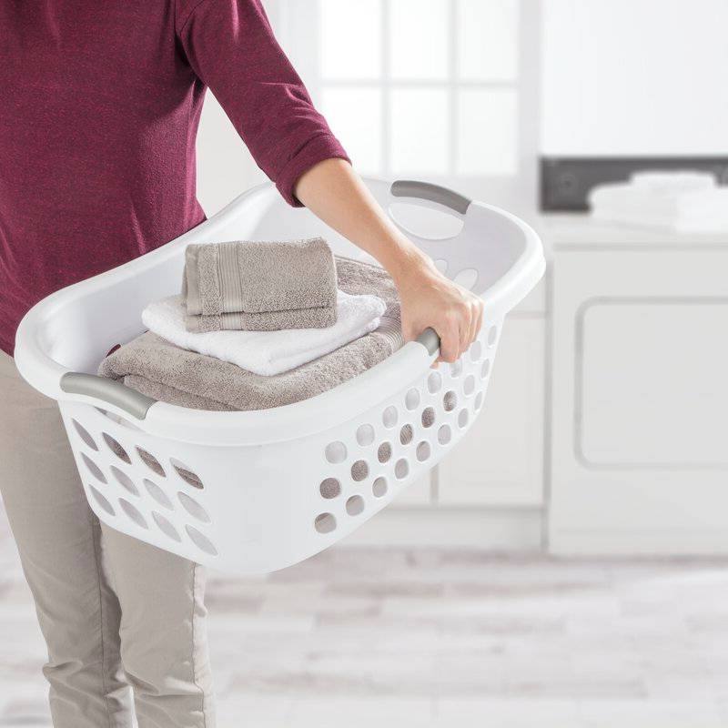 Left. Hivvago - Set of 6 White Laundry Baskets w/ Carry Handles - White.