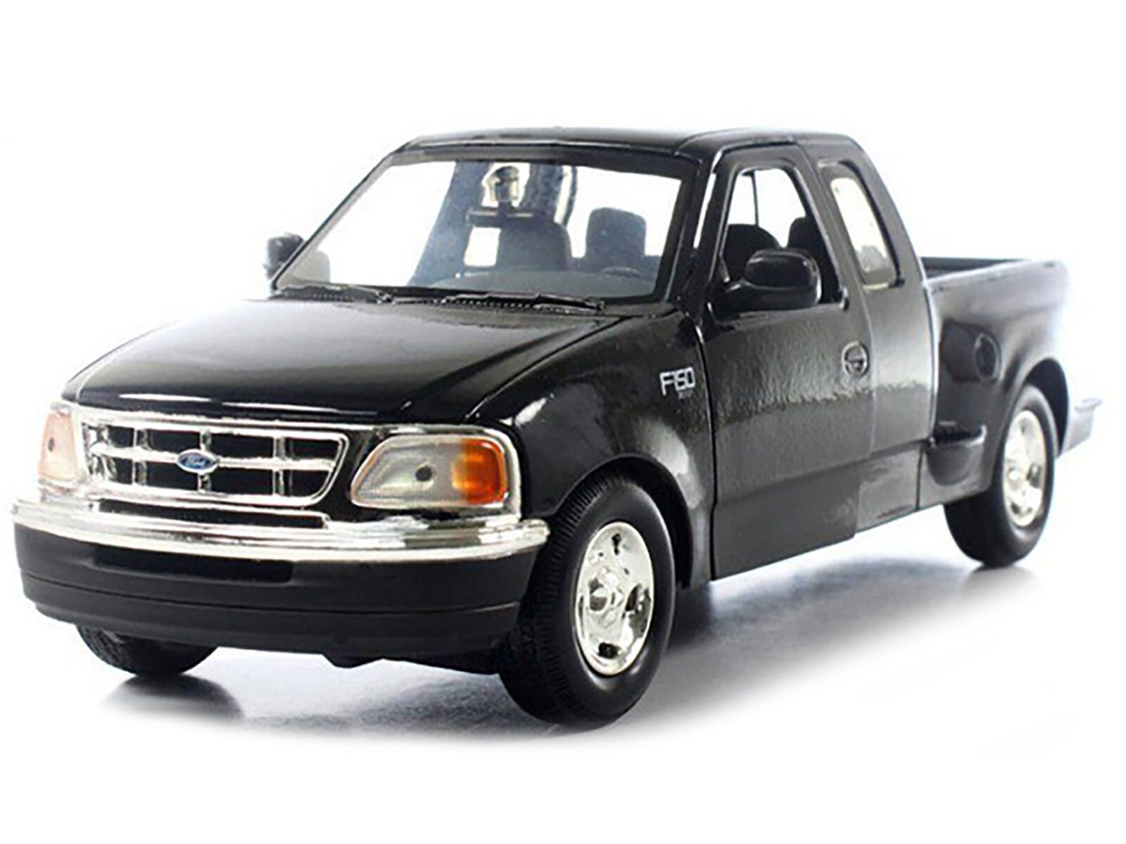 Alt View 1. Motormax - 2001 Ford F-150 XLT Flareside Supercab Pickup Truck Black 1/24 Diecast Car Model by Motormax.