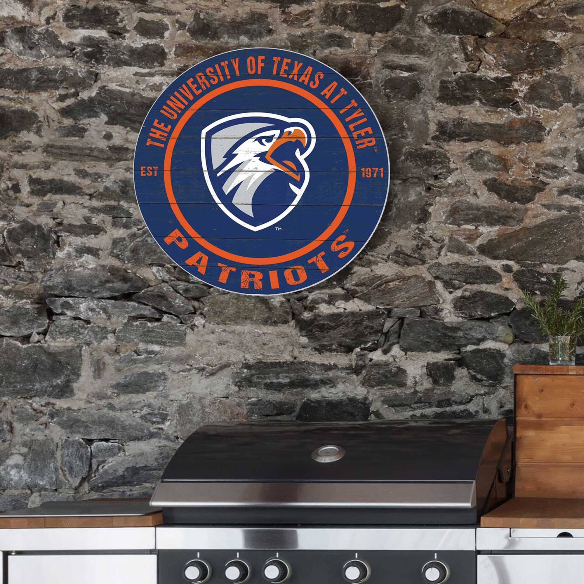 The University of Texas at Tyler  
Est. 1971  
Patriots