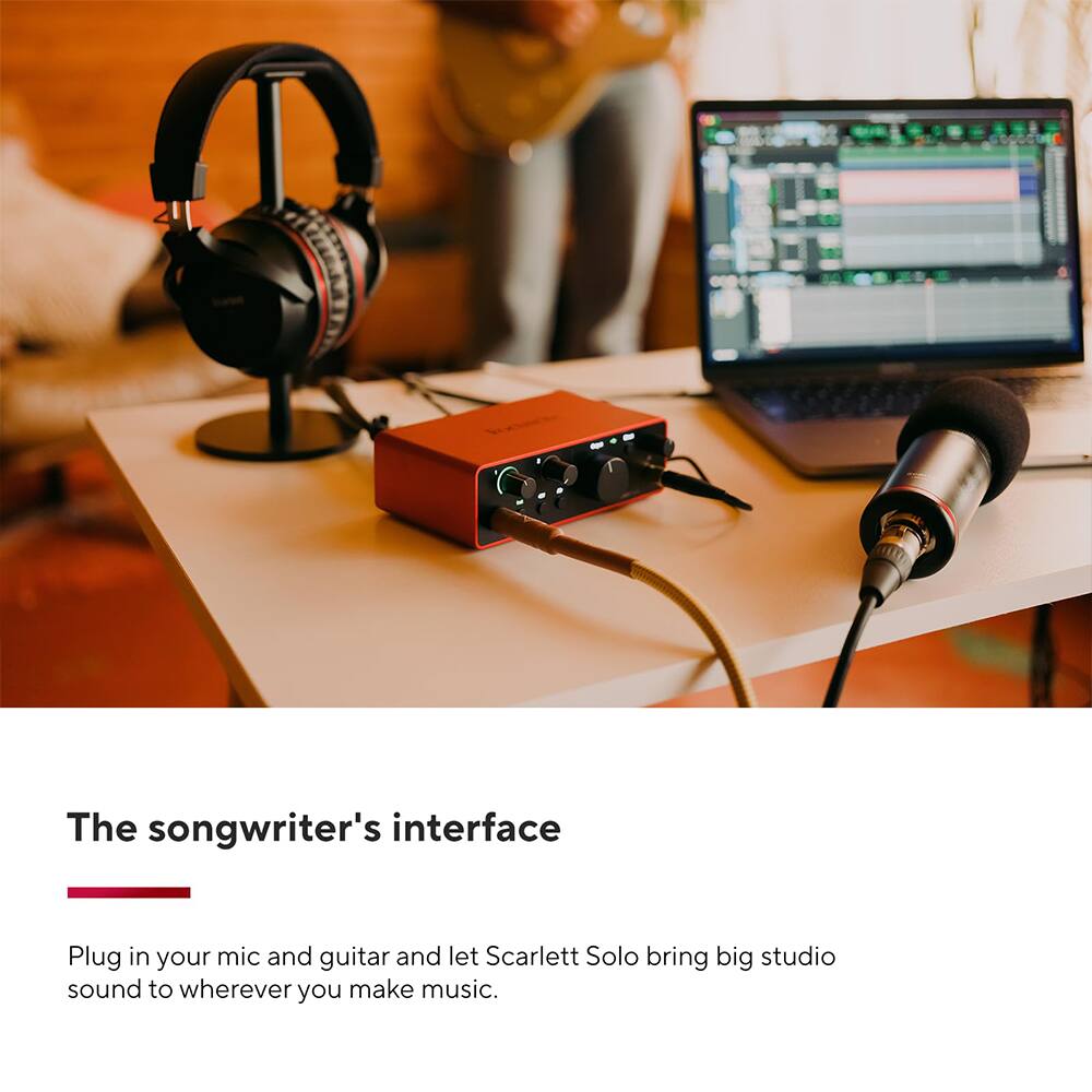 The songwriter's interface

Plug in your mic and guitar and let Scarlett Solo bring big studio sound to wherever you make music.