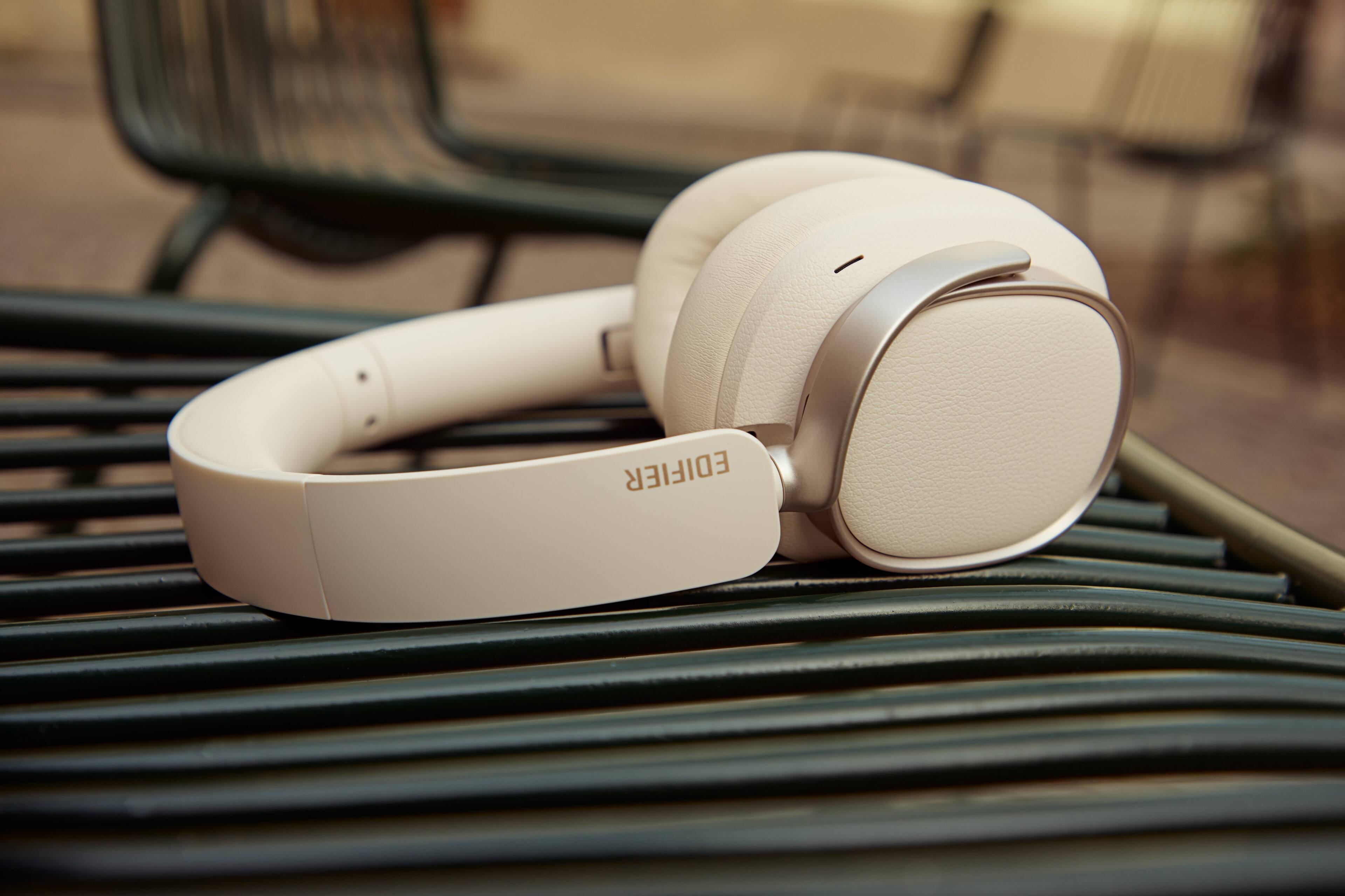 Alt View 3. Edifier - ES850NB Active Noise Cancelling Headphones - Ivory.