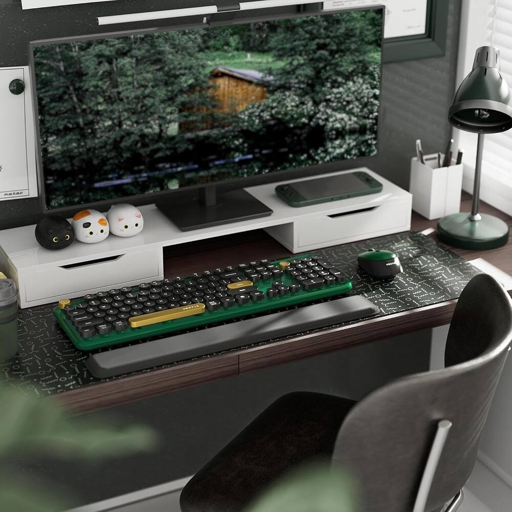 F manan - 1 - - / : & 1 - - - - . - - . -  -  J . % - . , - 1 - 1 - % . - - - - - - . - a 1 - - - - . - - - MOTI - - . - , - - - - - - - d - -