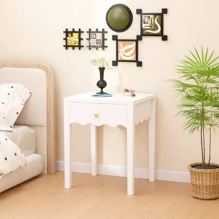 Front. Z-Edge - Nightstand with Drawer, Modern Bedside Table with Wavy Apron Design, Compact End Table for Bedroom Living Room - White.