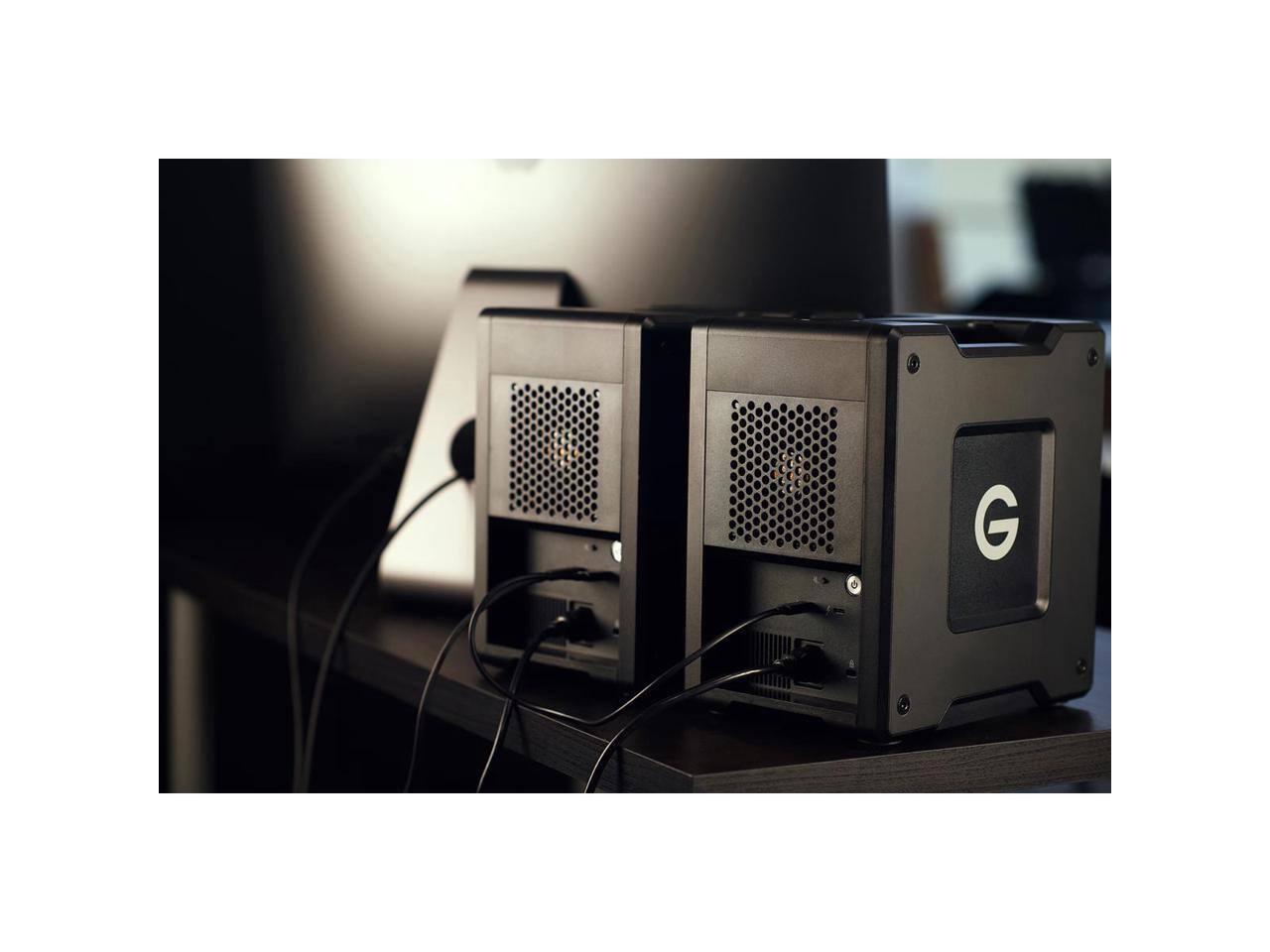 Alt View 6. SanDisk Professional - SanDisk Professional GRaid Shuttle 4 72TB Desktop Hard Drive - Black.