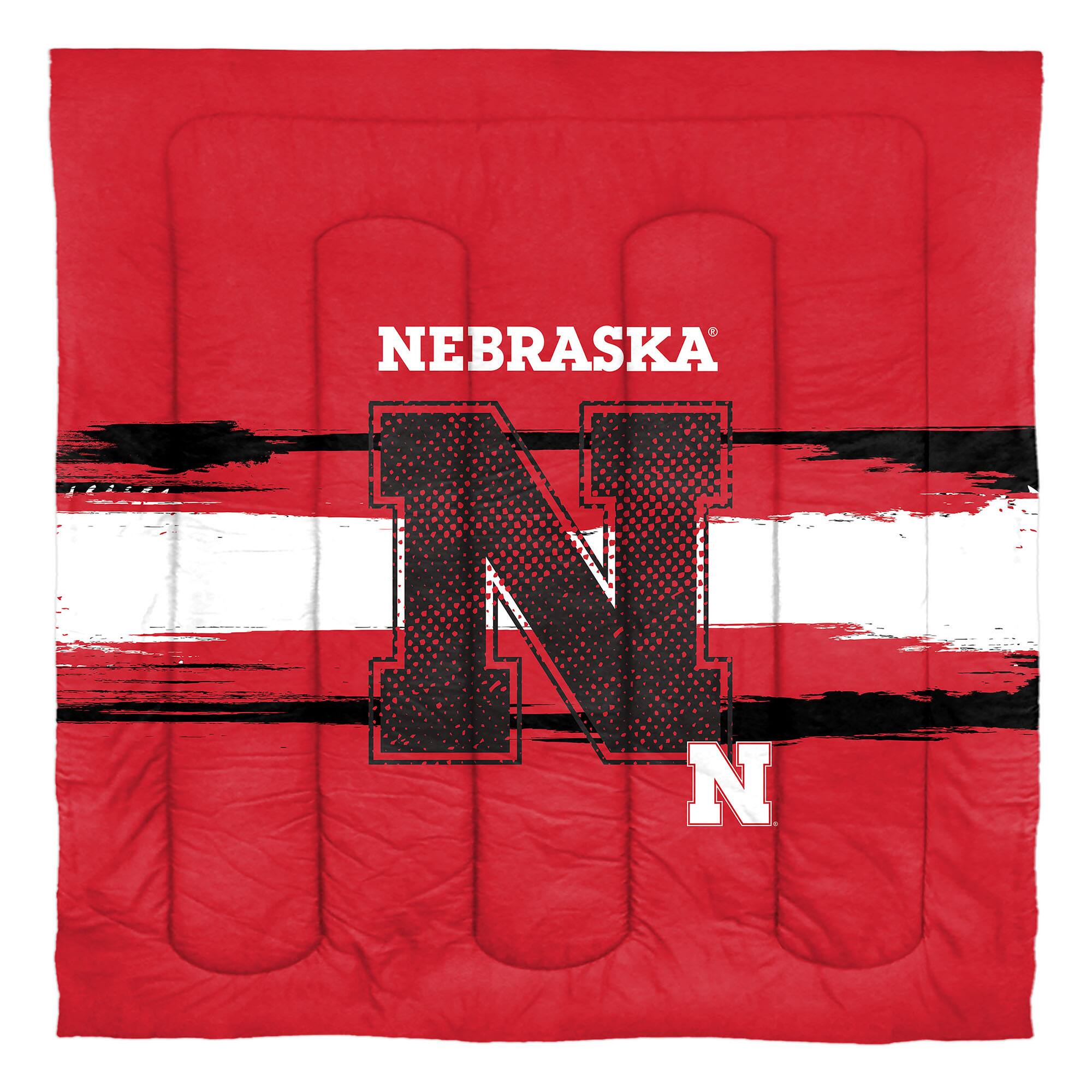 Angle. Sweet Home Collection - NCAA Nebraska Cornhuskers Comforter & Sham Set- Full/Queen - Multicolored.