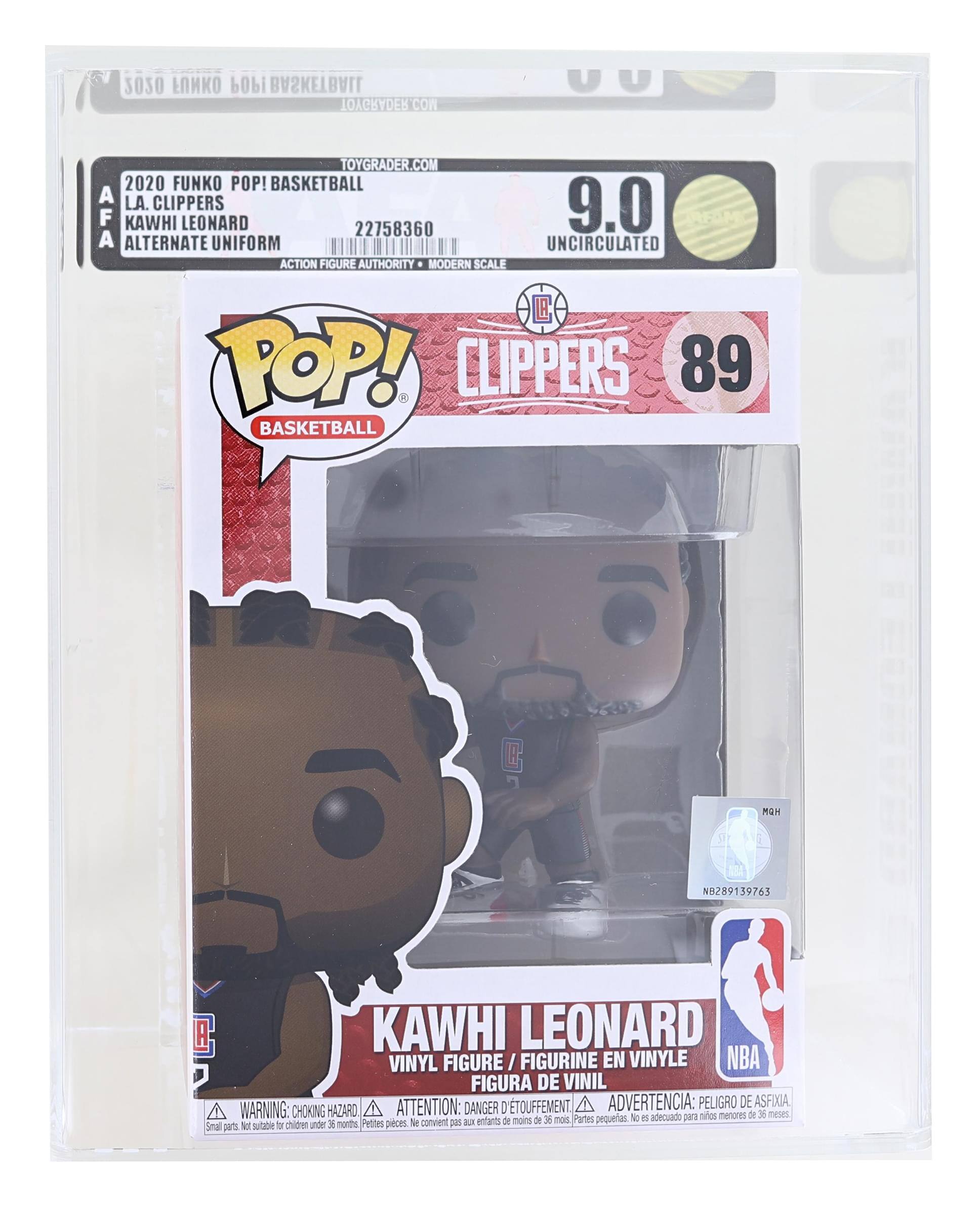 2020 Funko Pop! Basketball  
LA Clippers  
Kawhi Leonard  
Alternate Uniform  
Action Figure Authority • Modern Scale  
9.0 RFAMC  
Uncirculated  

Attention: Dangereux.  
Advertencia: Peligro de asfixia.  
Warning: Choking Hazard.  

Small parts. Not suitable for children under 3 years.  
Petites pièces. Ne convient pas aux enfants de moins de 3 ans.  
Partes pequeñas. No es adecuado para niños menores de 3 años.