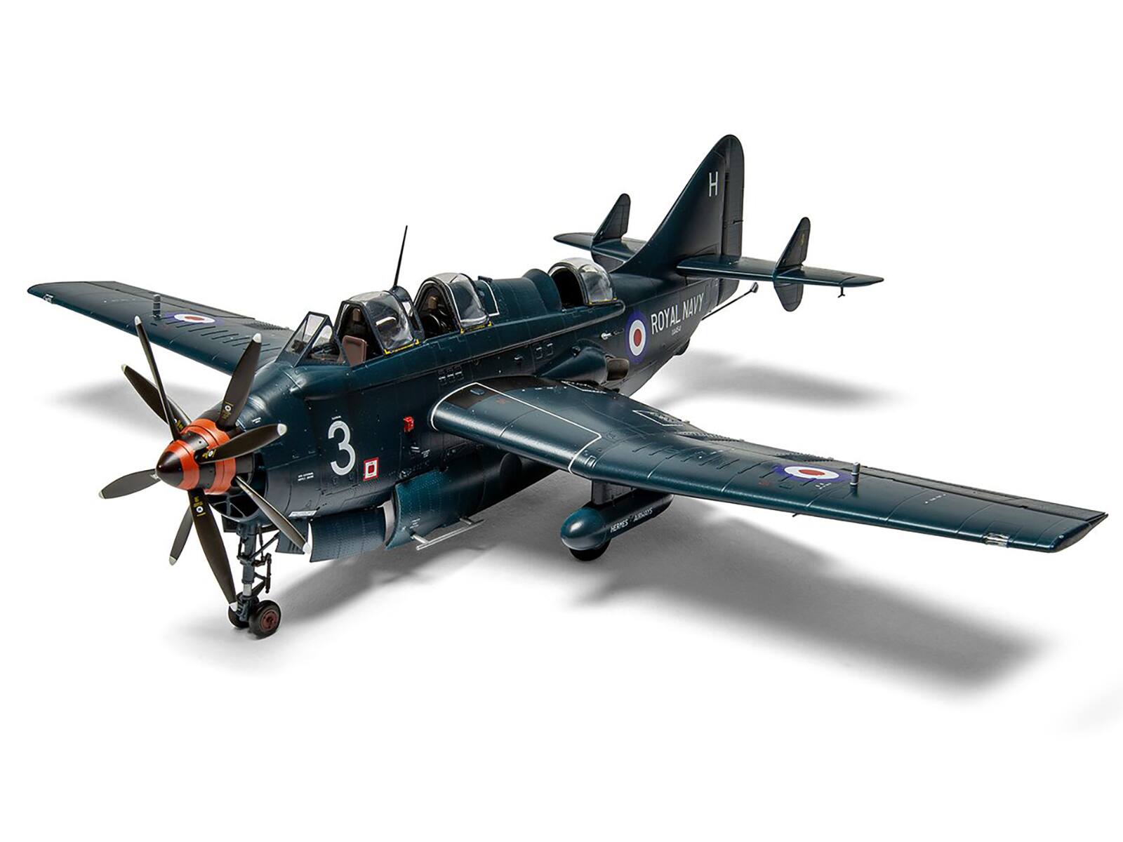 H  
MU 1111  
ROYAL NAVY  
3