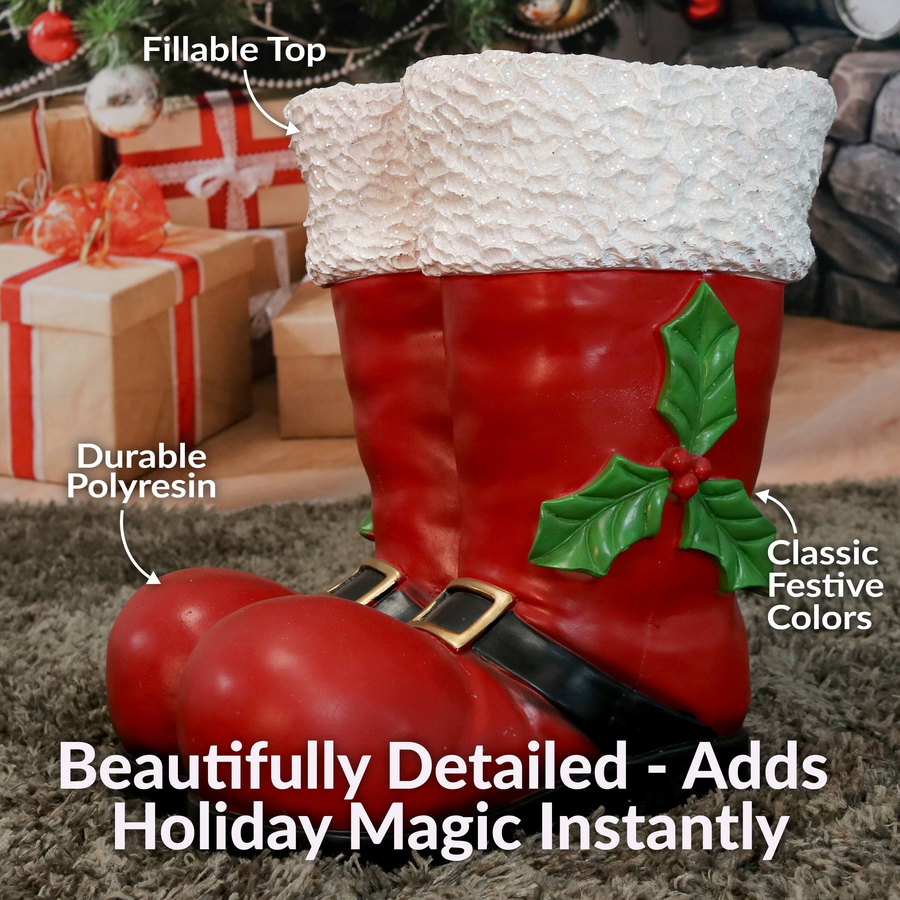 Fillable Top  
Durable Polyresin  
Classic Festive Colors  
Beautifully Detailed - Adds Holiday Magic Instantly